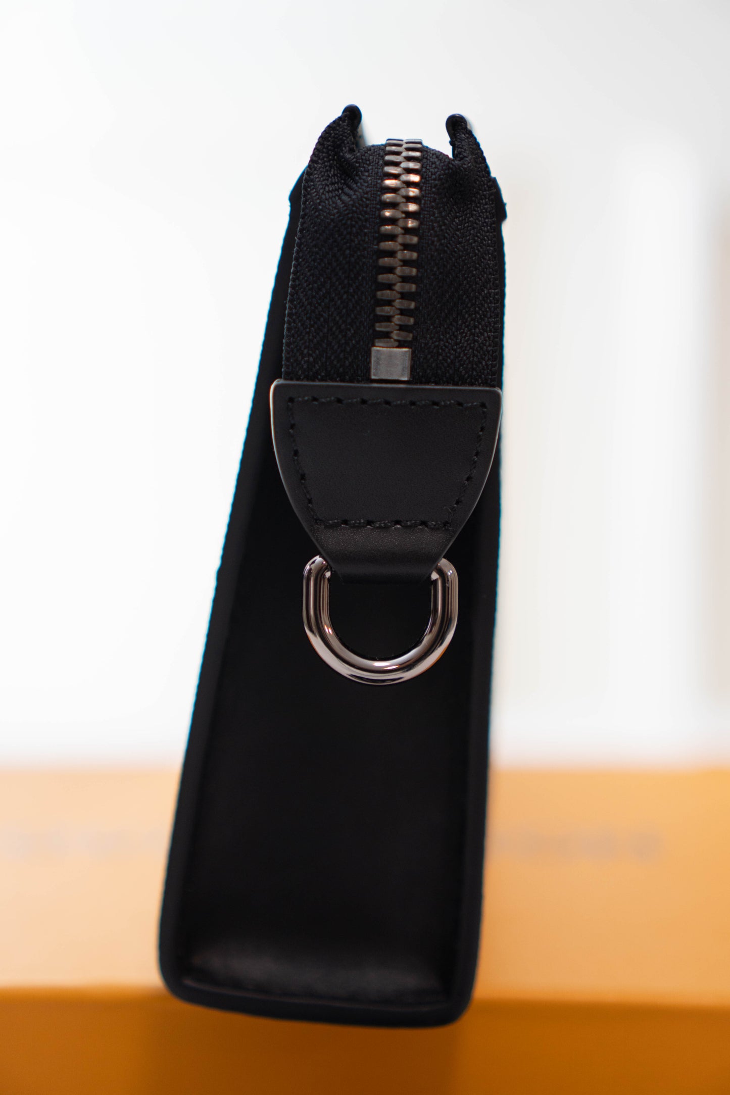 Gaston Wearable Wallet