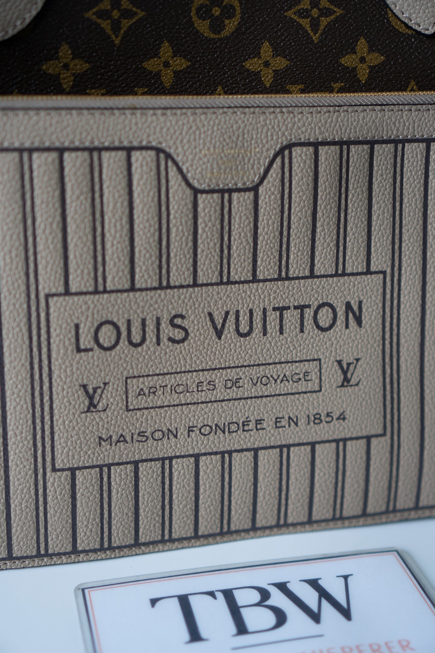 Neverfull Inside Out MM – Monogram Sand