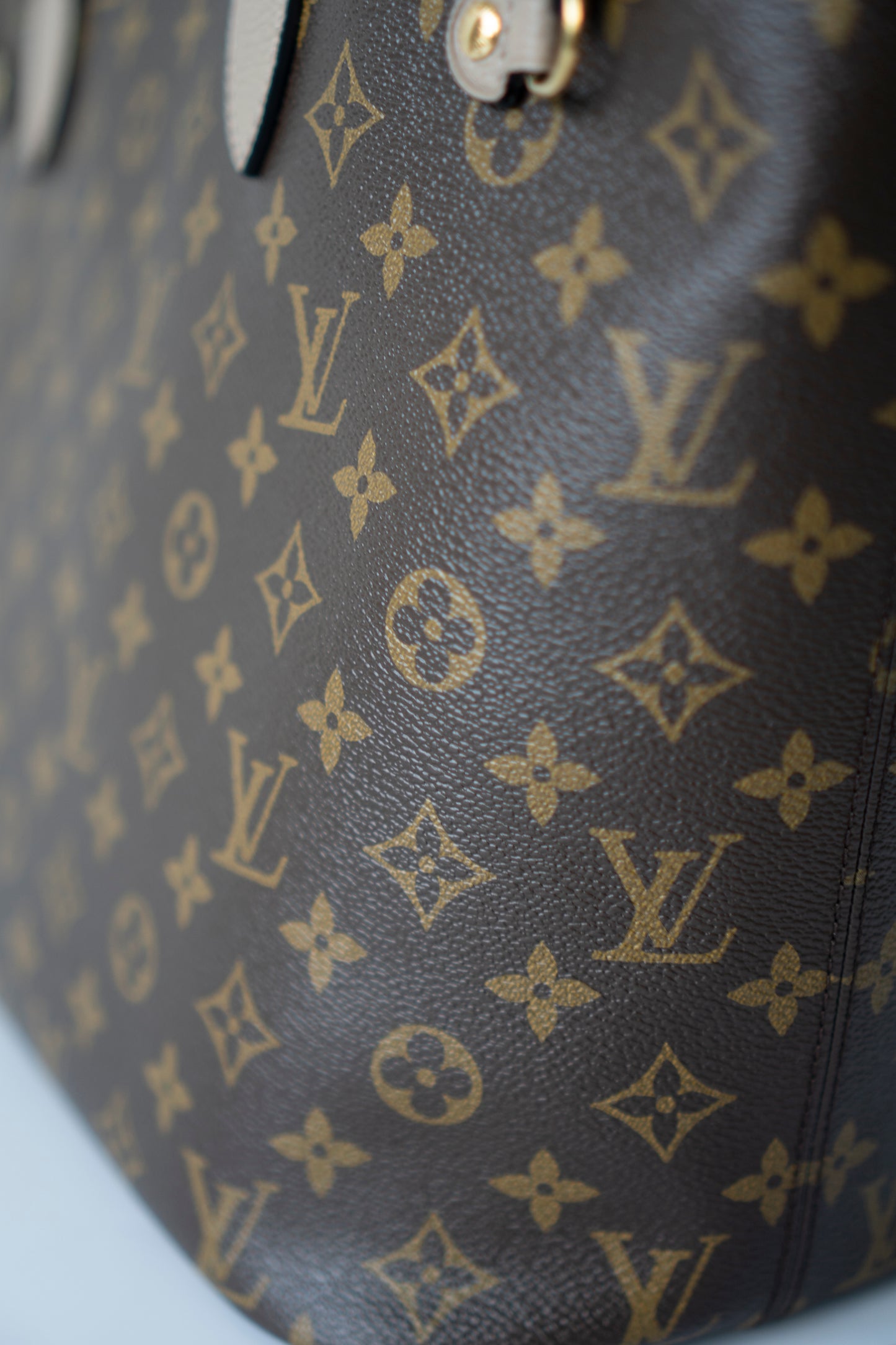 Neverfull Inside Out MM – Monogram Sand