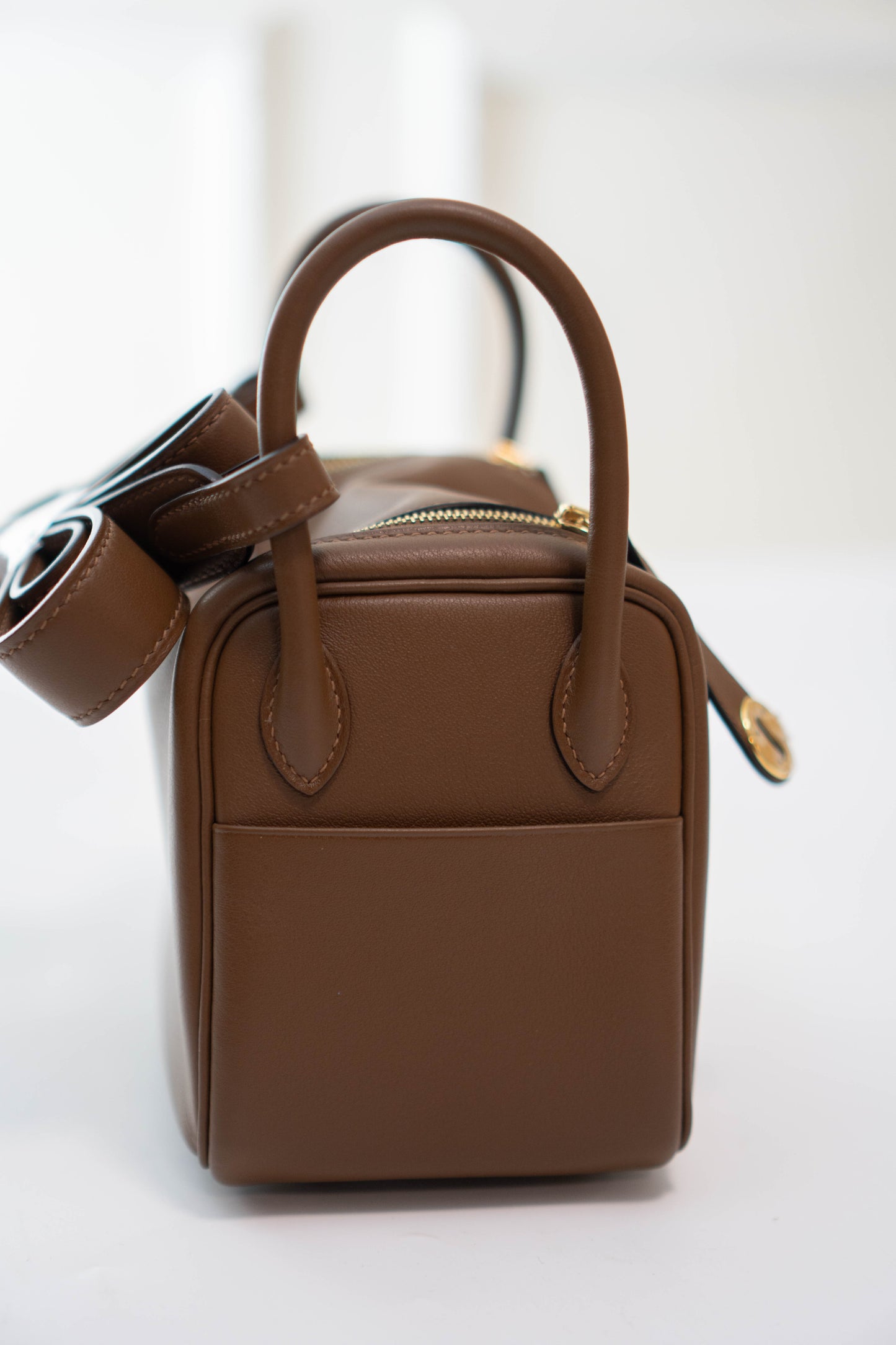 Mini Lind in Alezan Swift leather