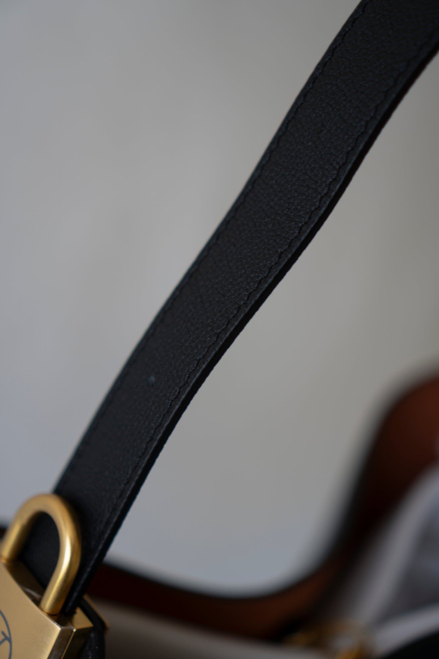 Low Key Hobo MM – Black Grained Calfskin