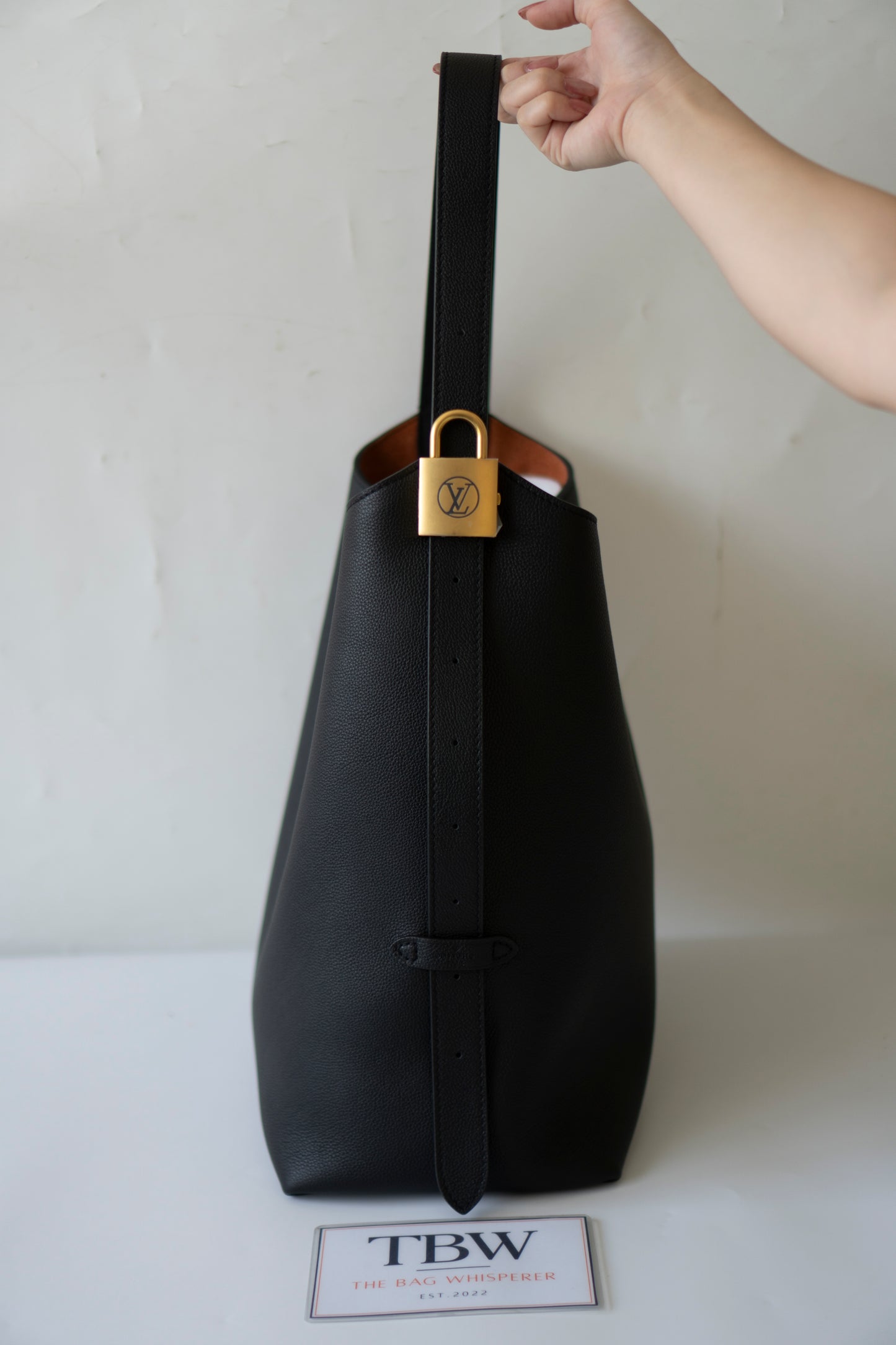 Low Key Hobo MM – Black Grained Calfskin