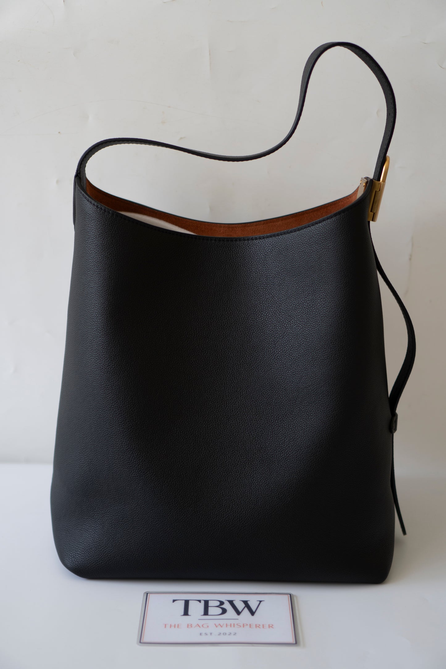 Low Key Hobo MM – Black Grained Calfskin