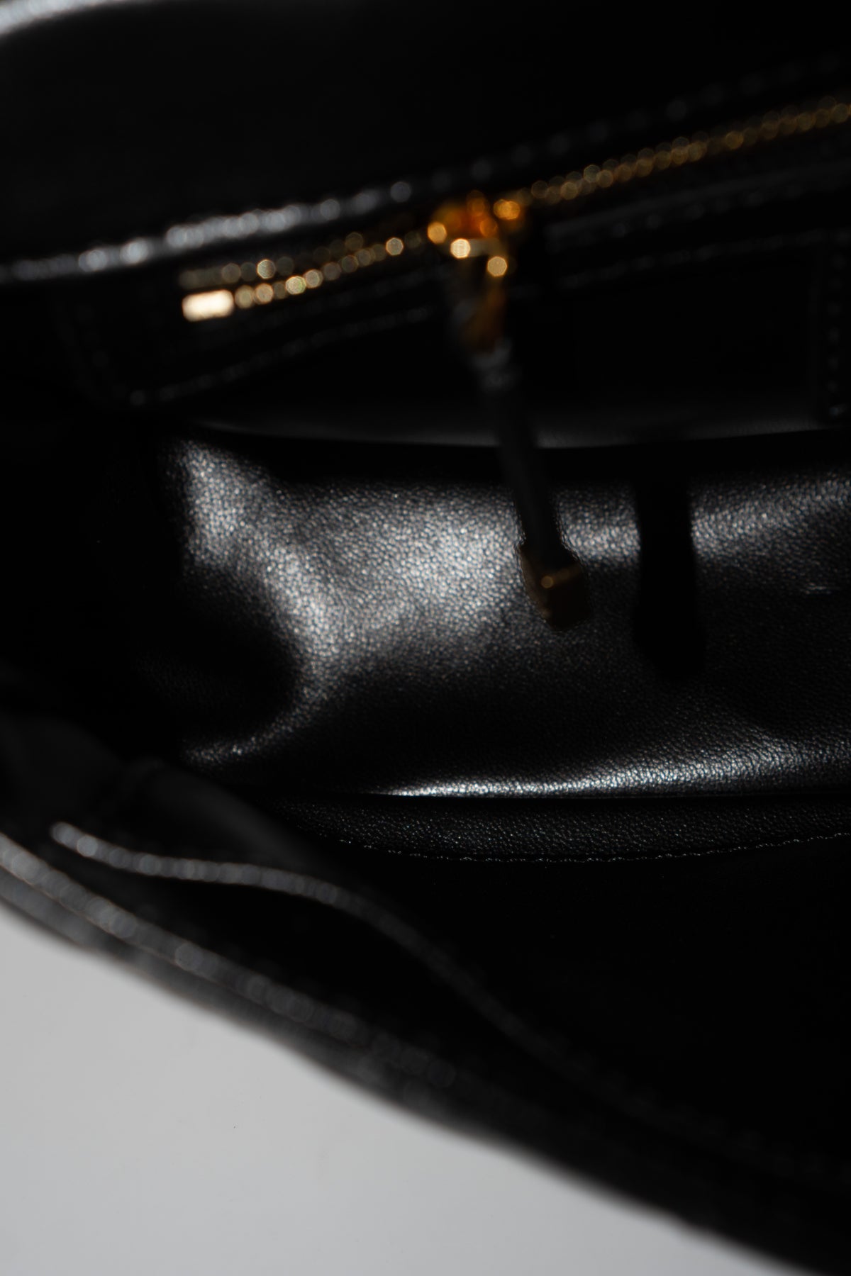 Caro Medium Bag – Black Cannage Calfskin