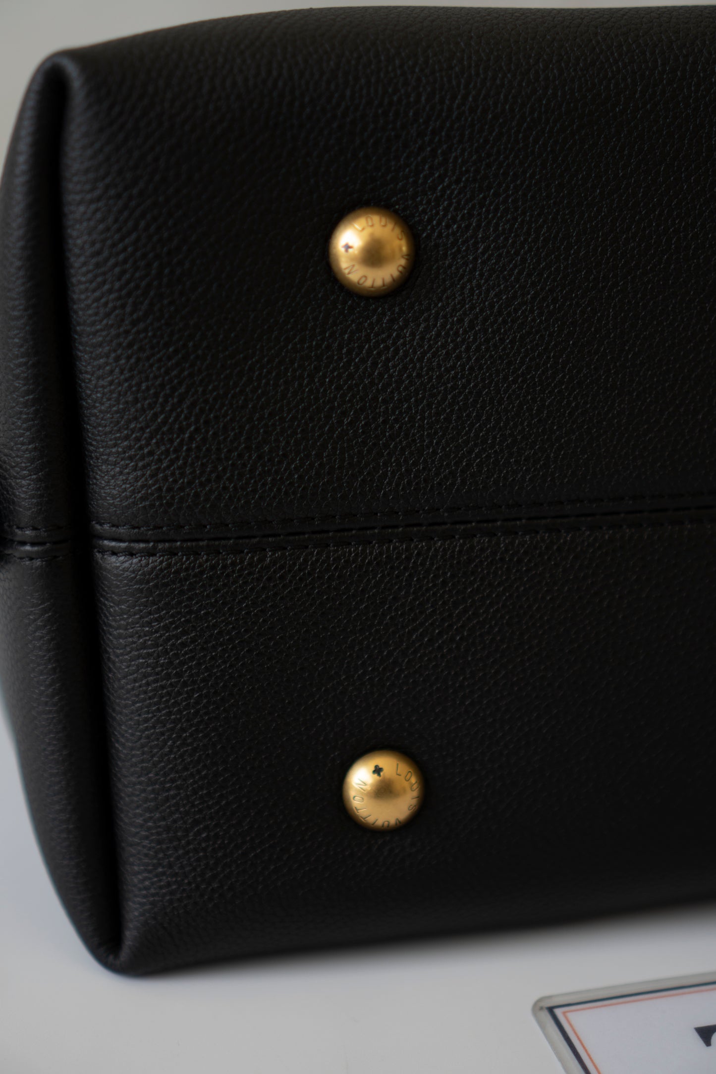 Low Key Hobo MM – Black Grained Calfskin
