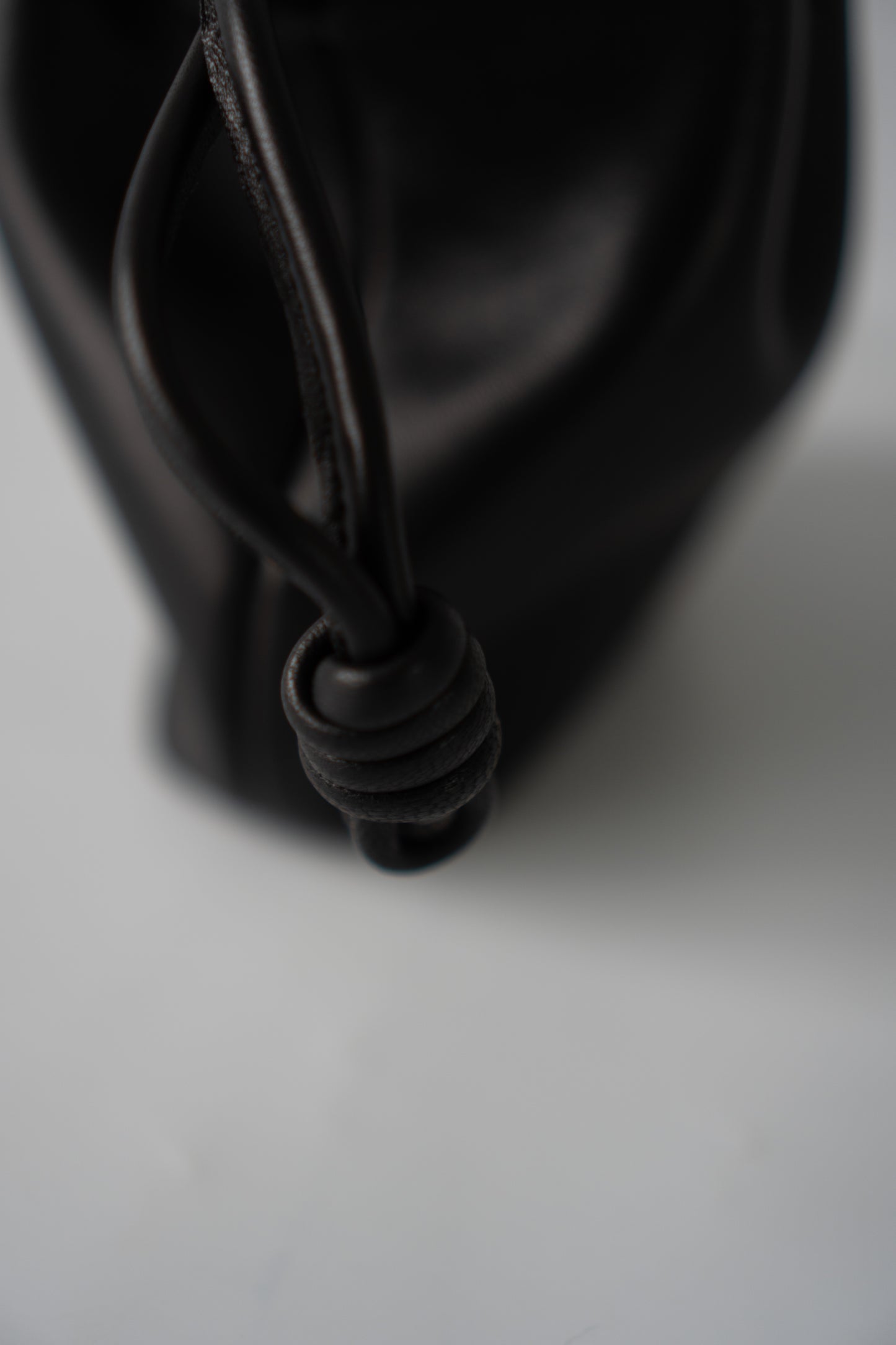 Flamenco Chain Pouch – Black Nappa Calfskin