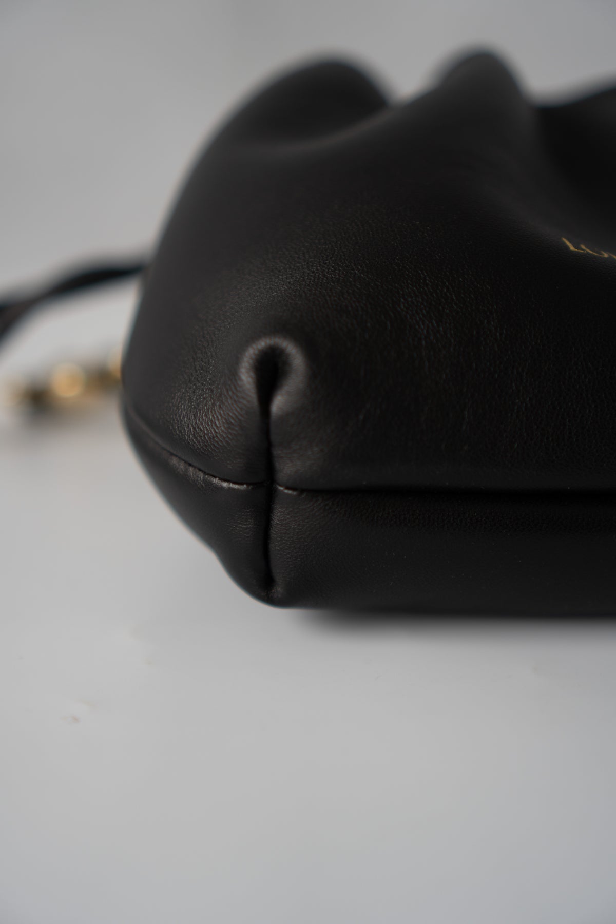 Flamenco Chain Pouch – Black Nappa Calfskin
