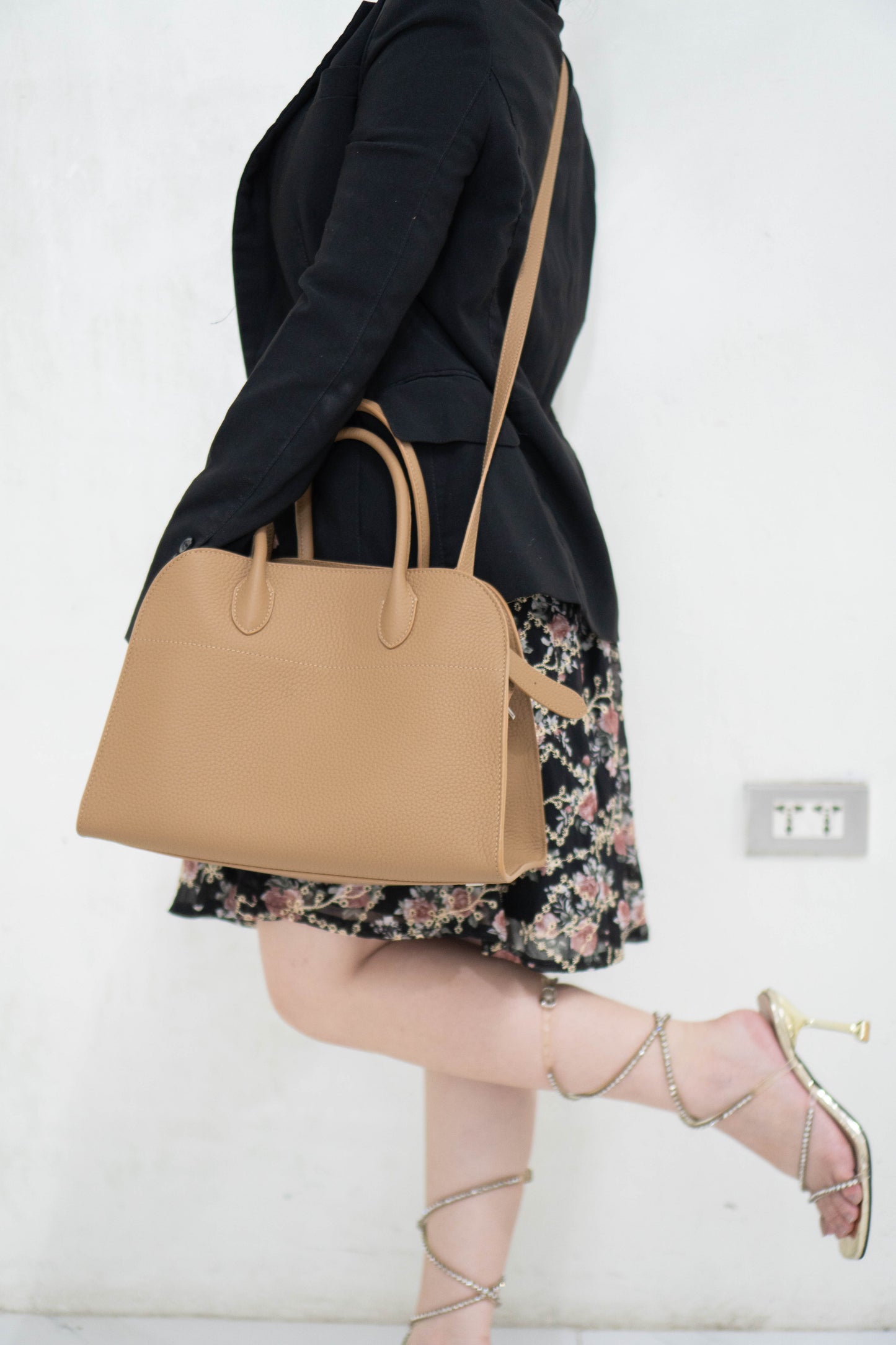 Margaux 12 matte grained calfskin leather in Light Camel