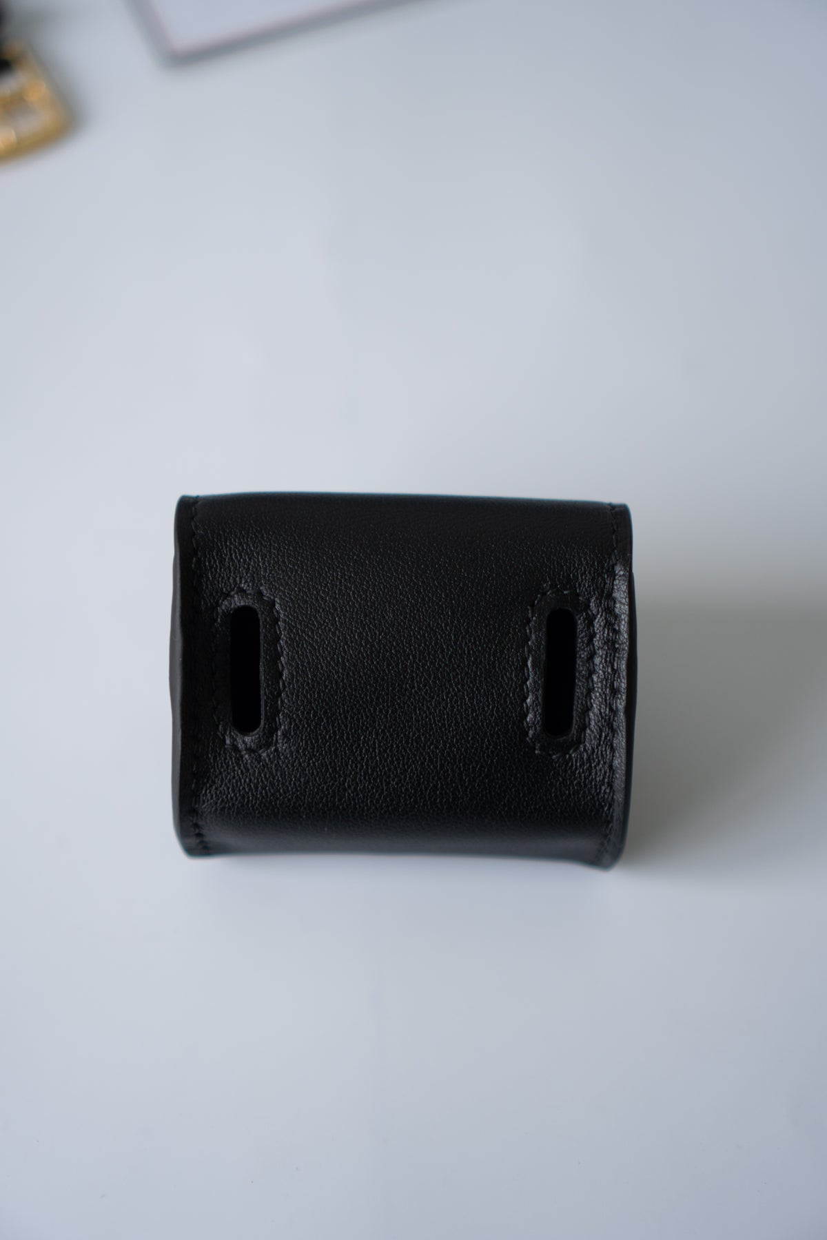 Kelly Moove Bag – Black Swift Leather