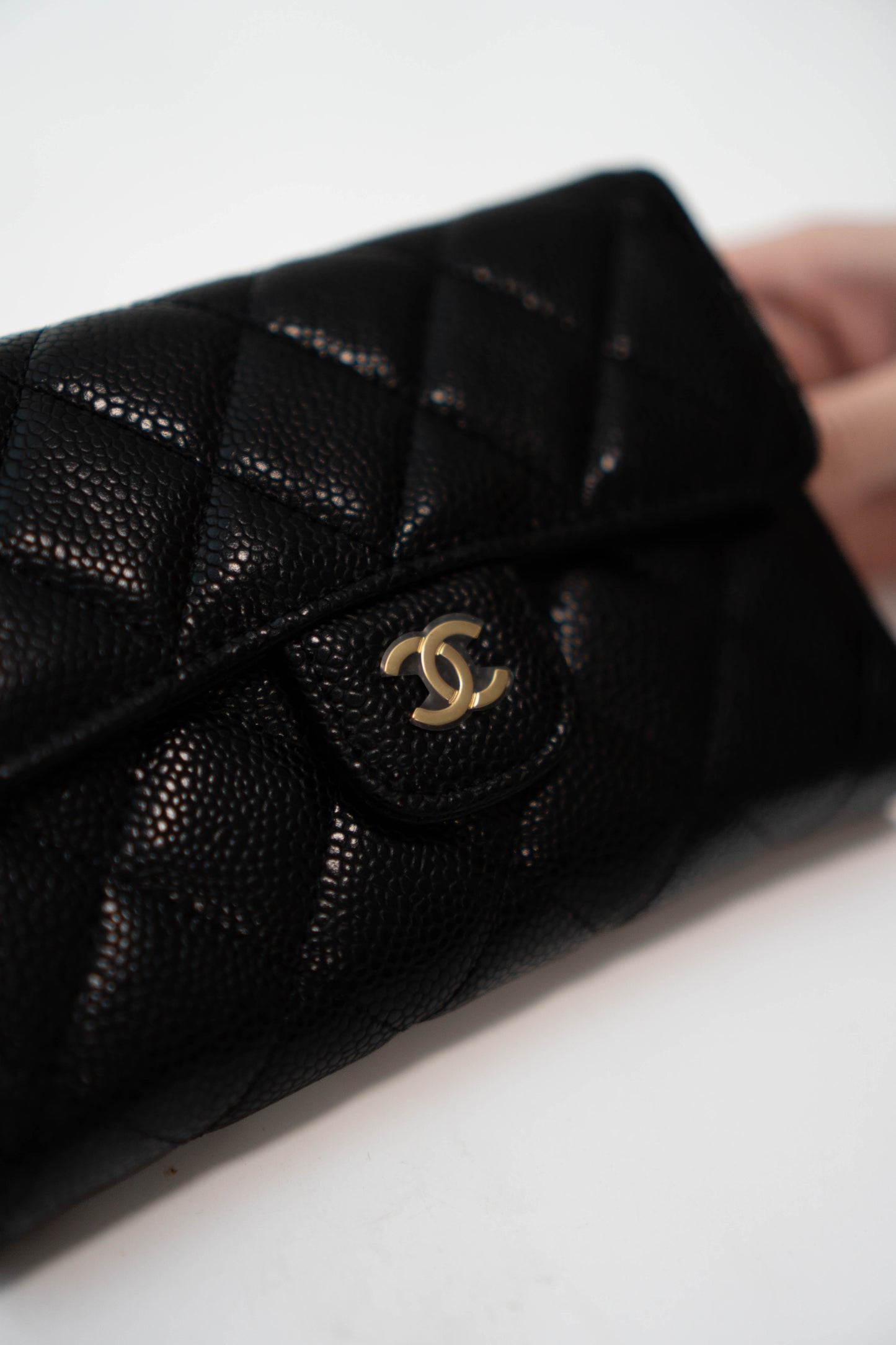 Classic Flap Medium compact wallet in Black Caviar with Gold Hardware
