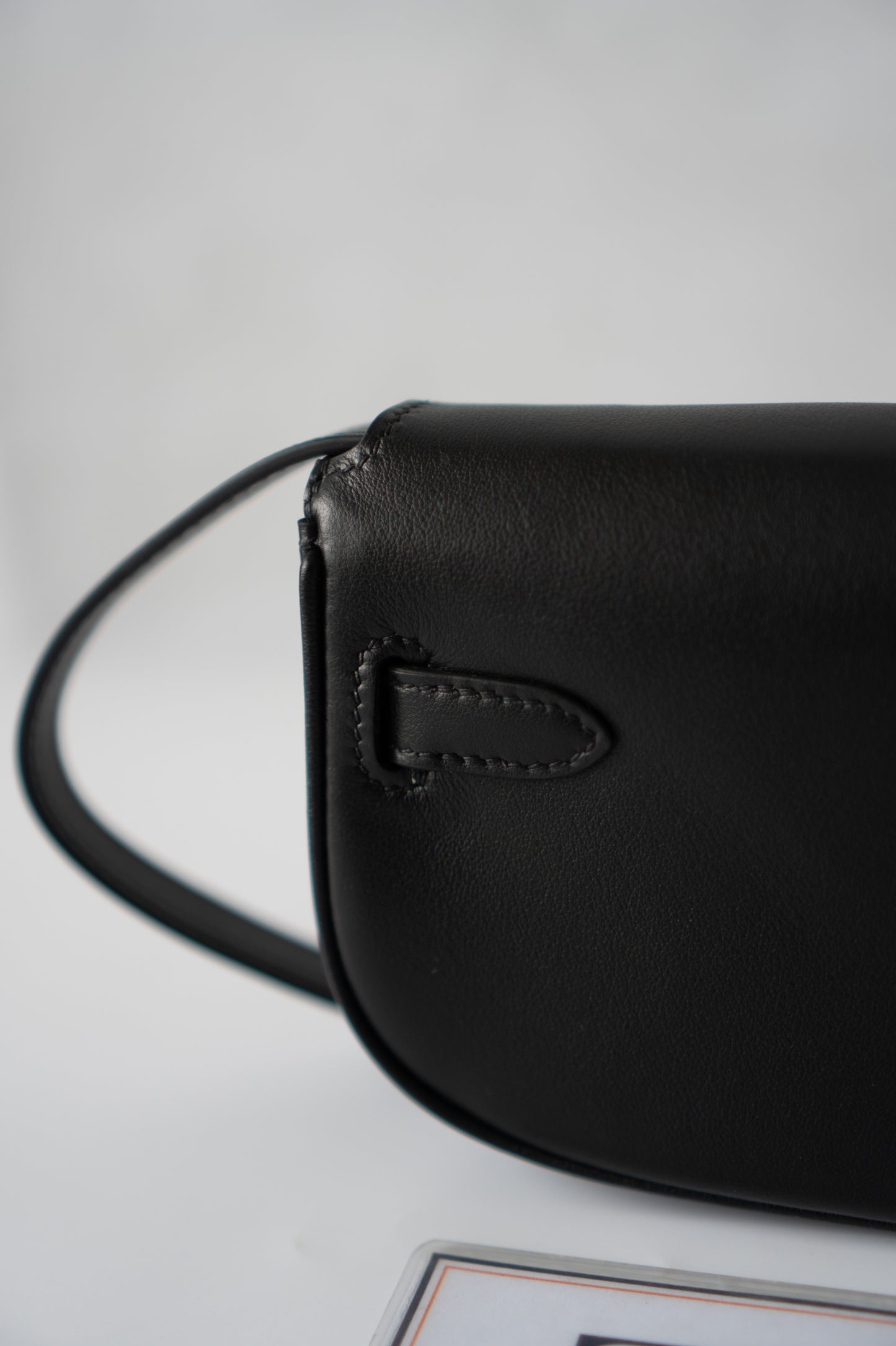 Kelly Moove Bag – Black Swift Leather
