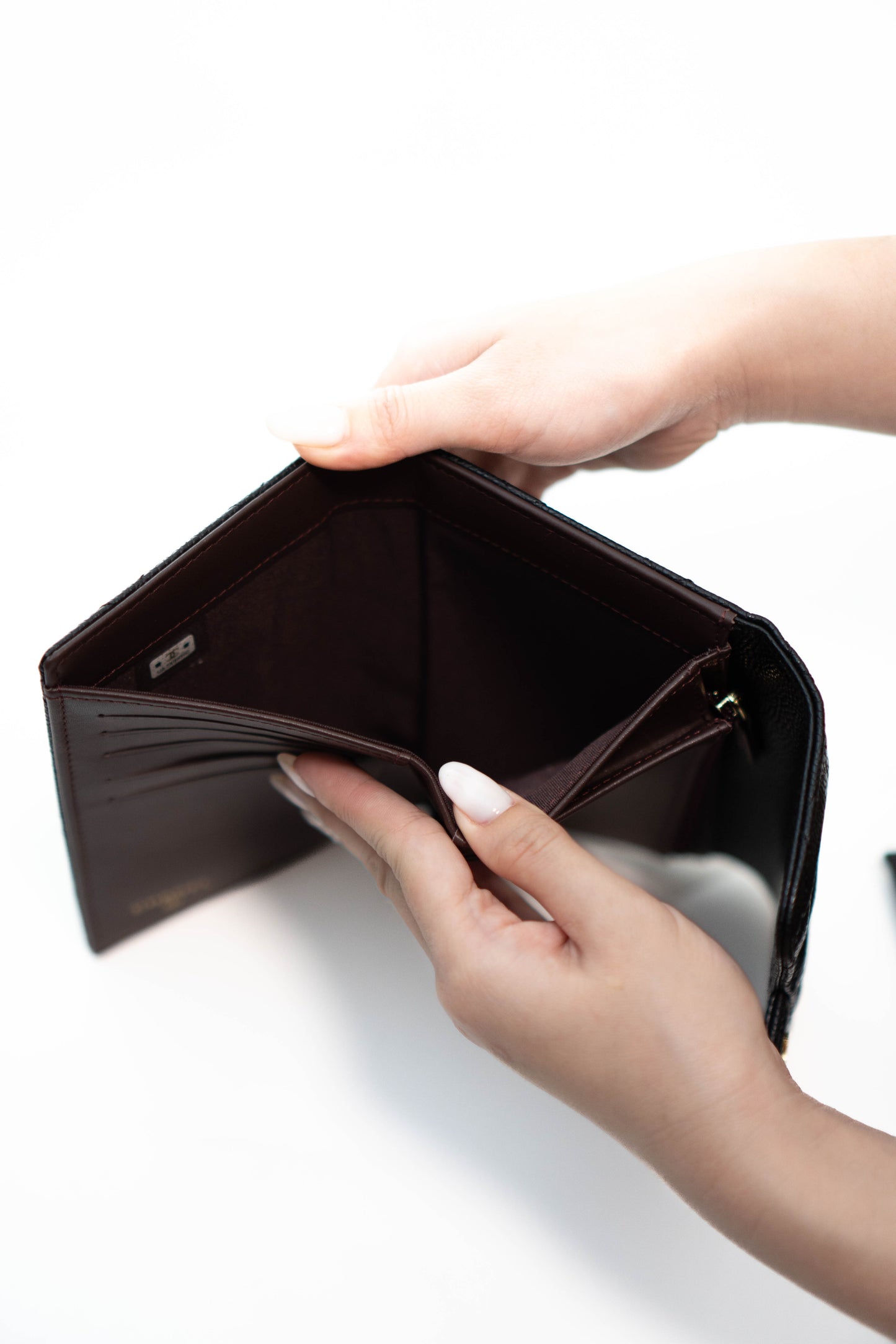 Classic Flap Medium compact wallet in Black Caviar with Gold Hardware