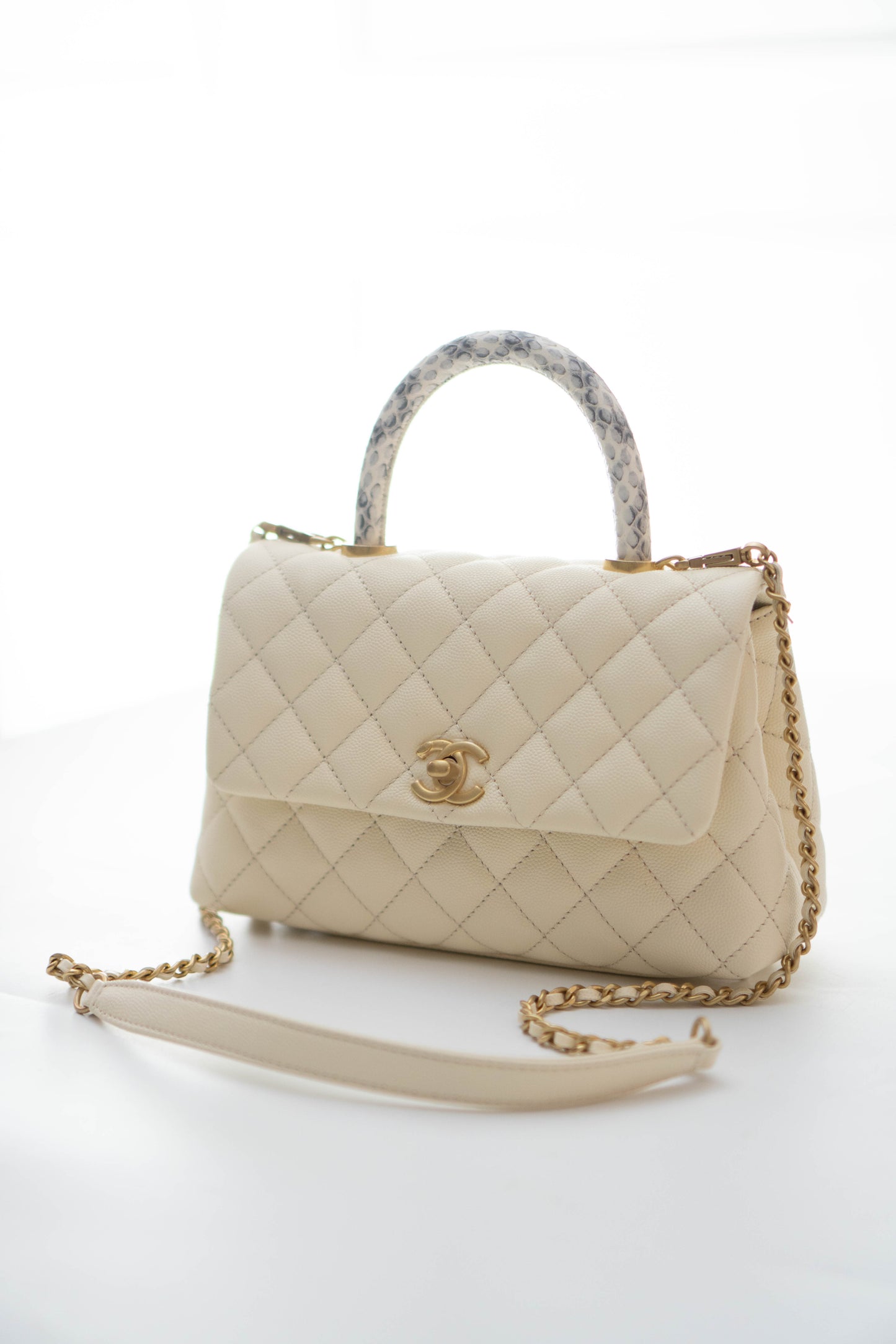 Coco Handle in Ivory or Cream Caviar Leather