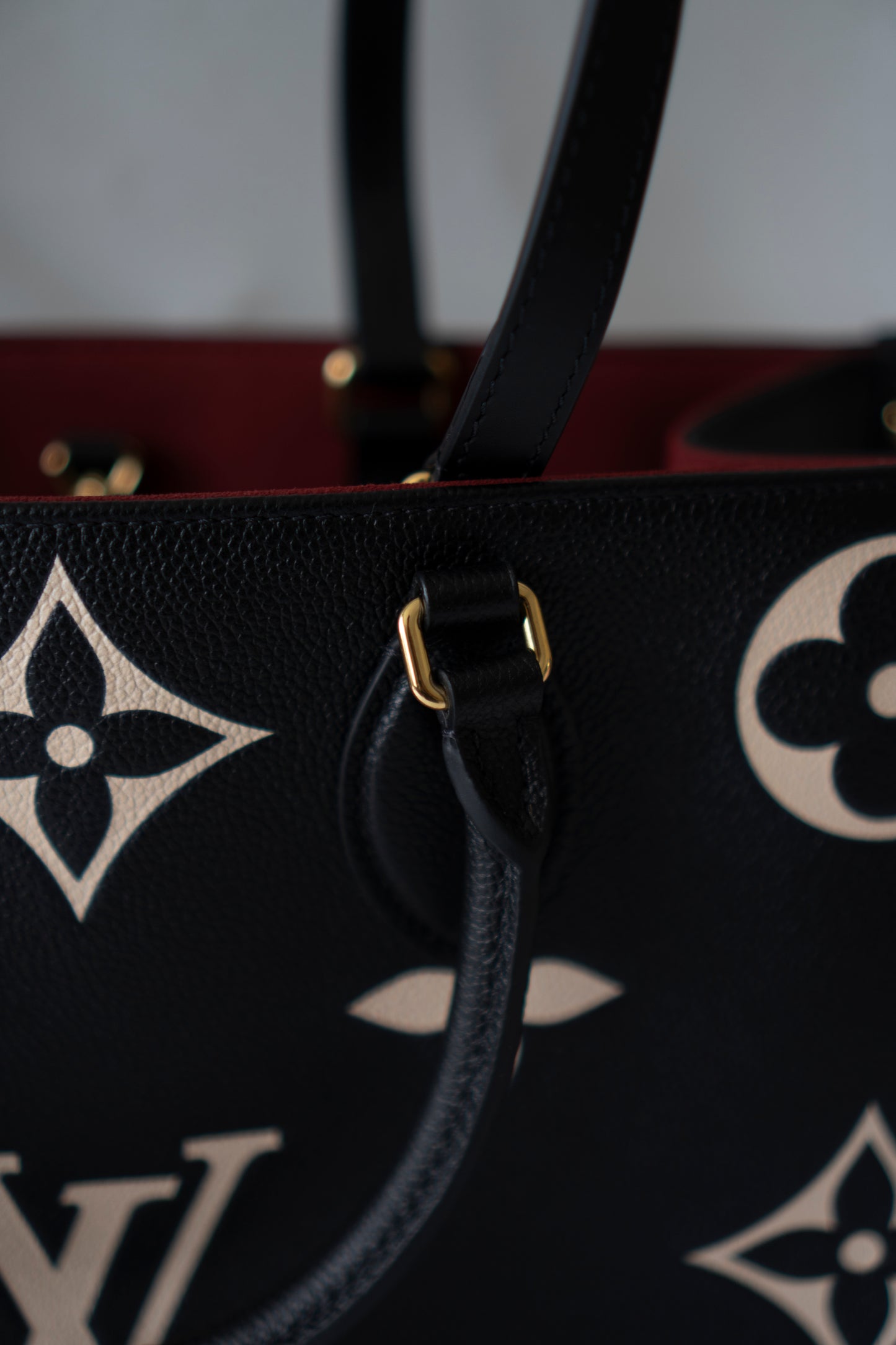 OnTheGo MM – Black Bicolor Empreinte