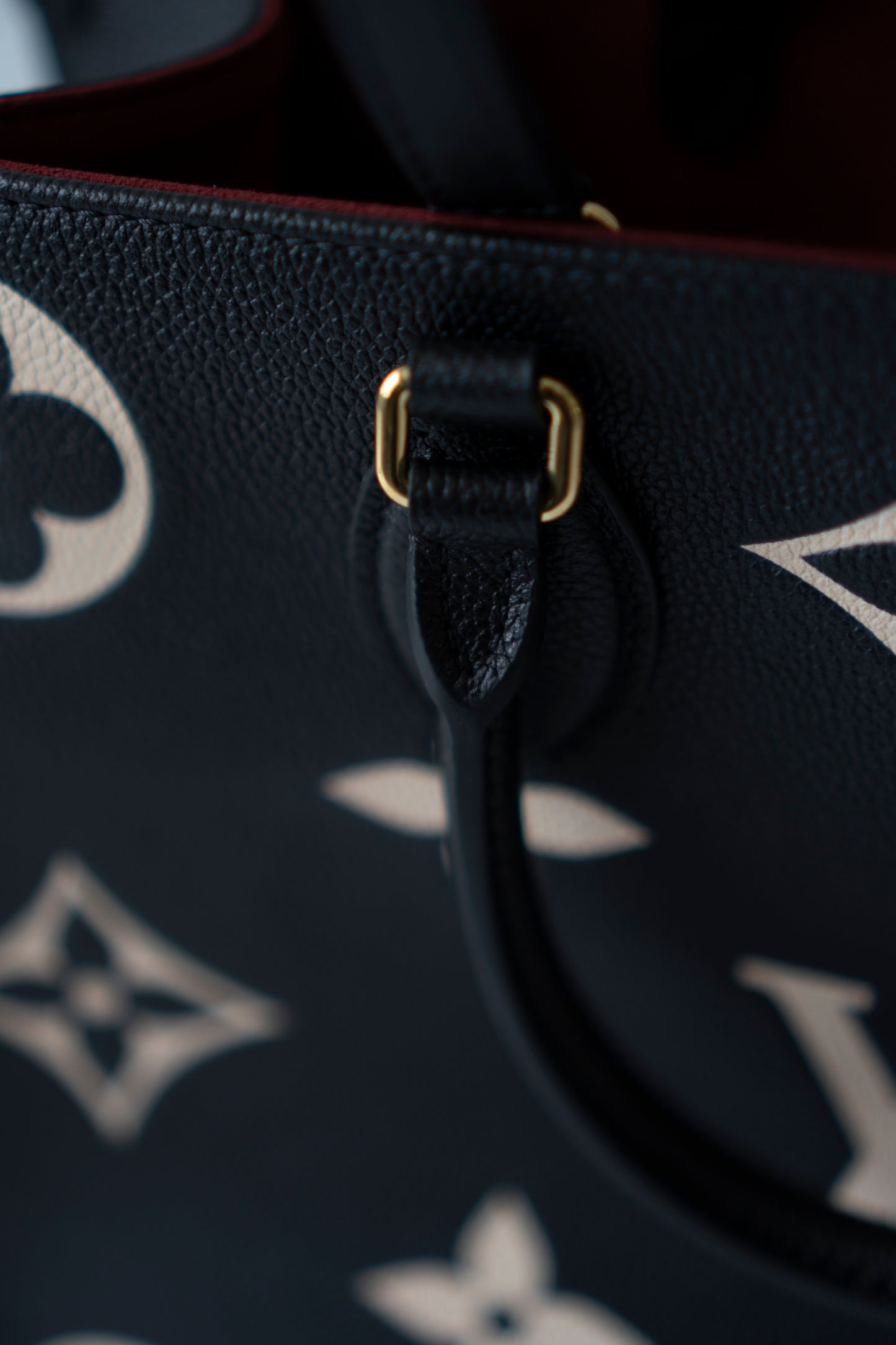 OnTheGo MM – Black Bicolor Empreinte