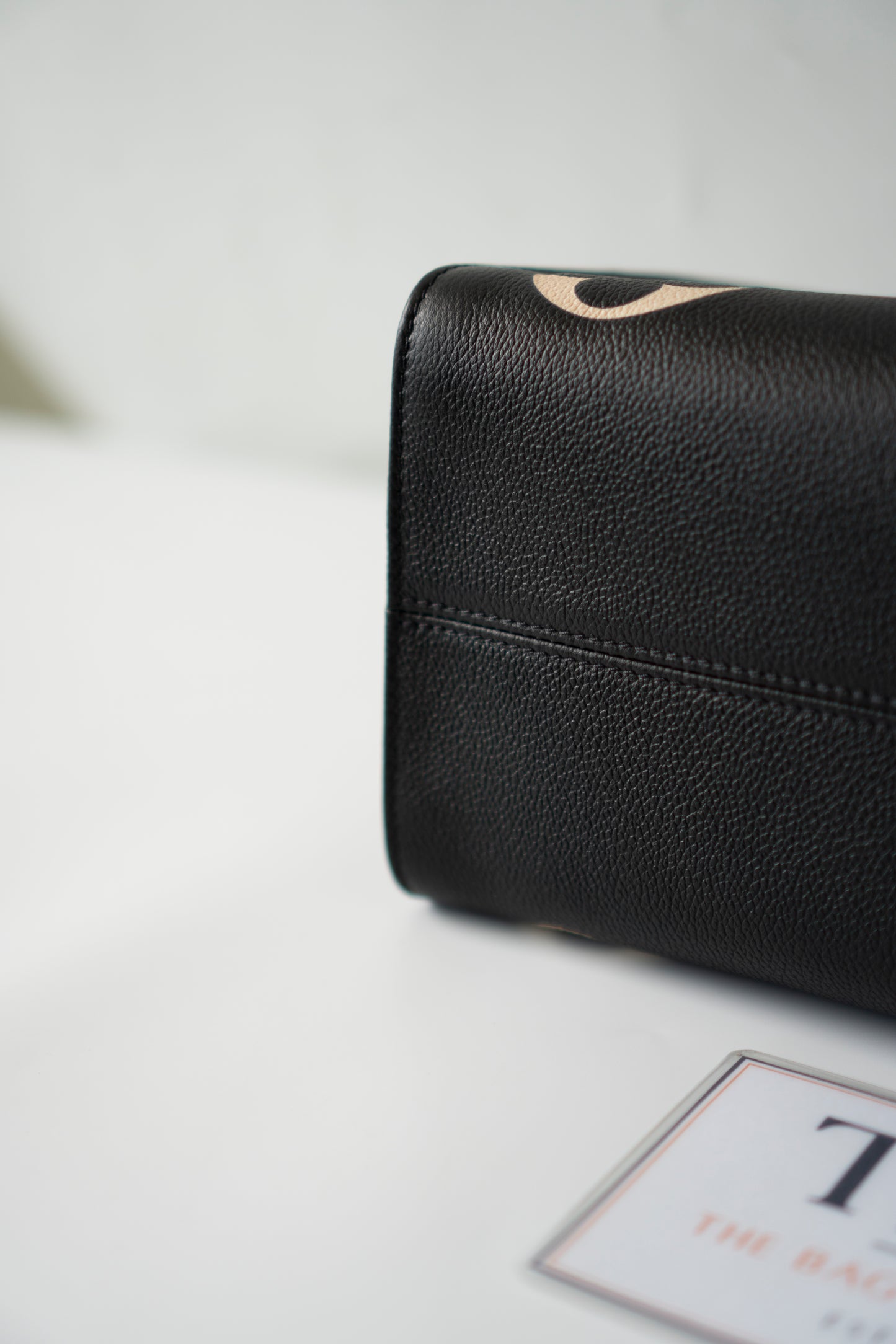 OnTheGo MM – Black Bicolor Empreinte