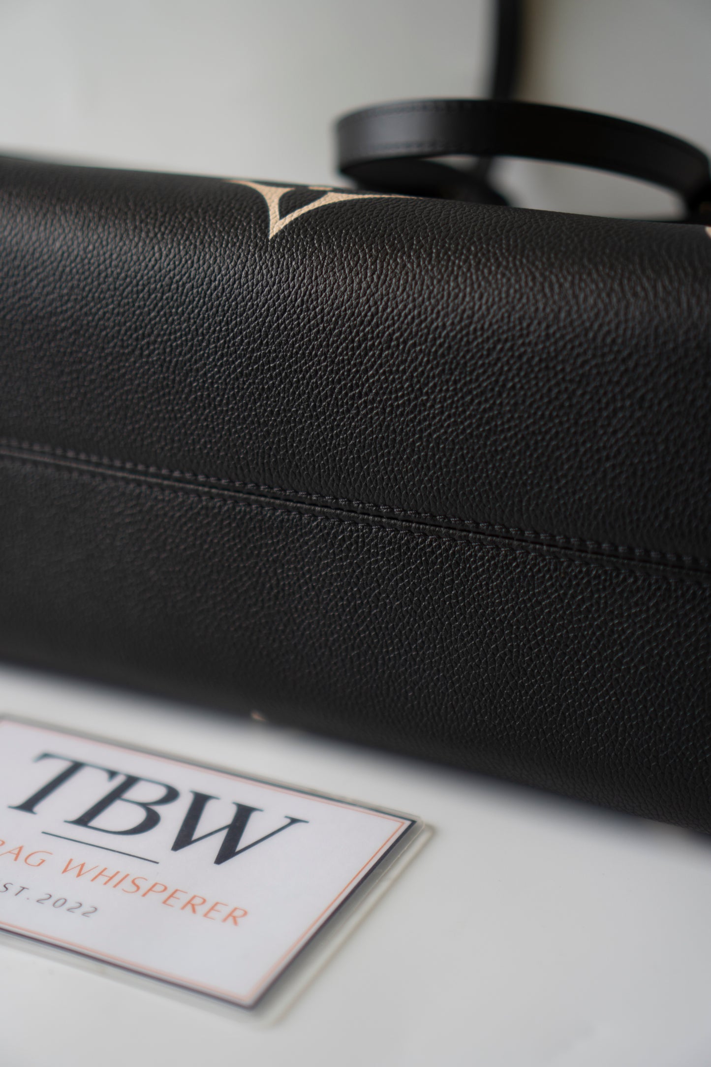OnTheGo MM – Black Bicolor Empreinte