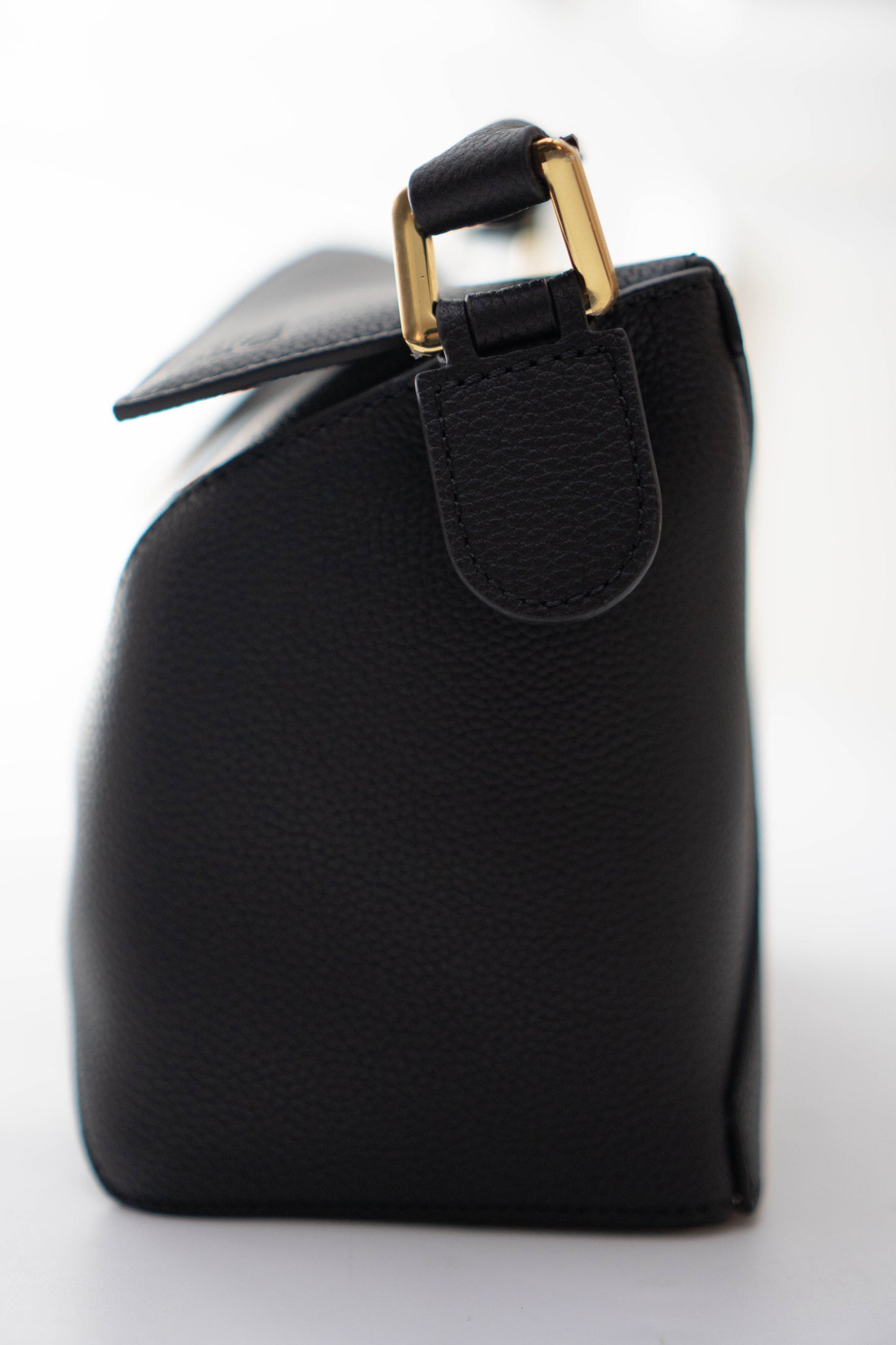 Puzzle Edge in Black (Small)