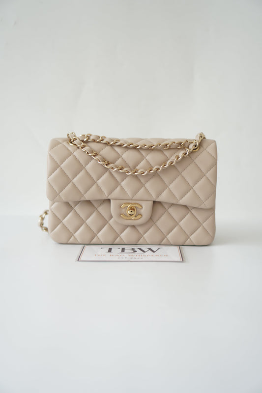 Classic Flap Small – Beige Lambskin with Gold Hardware