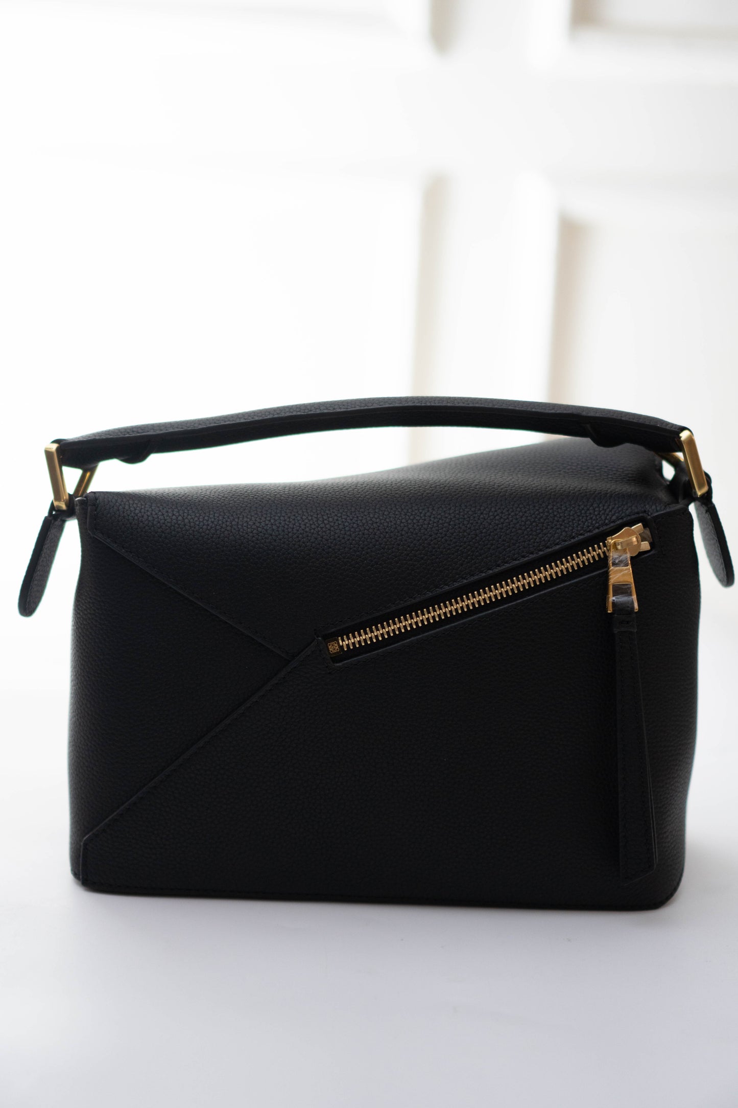 Puzzle Edge in Black (Small)