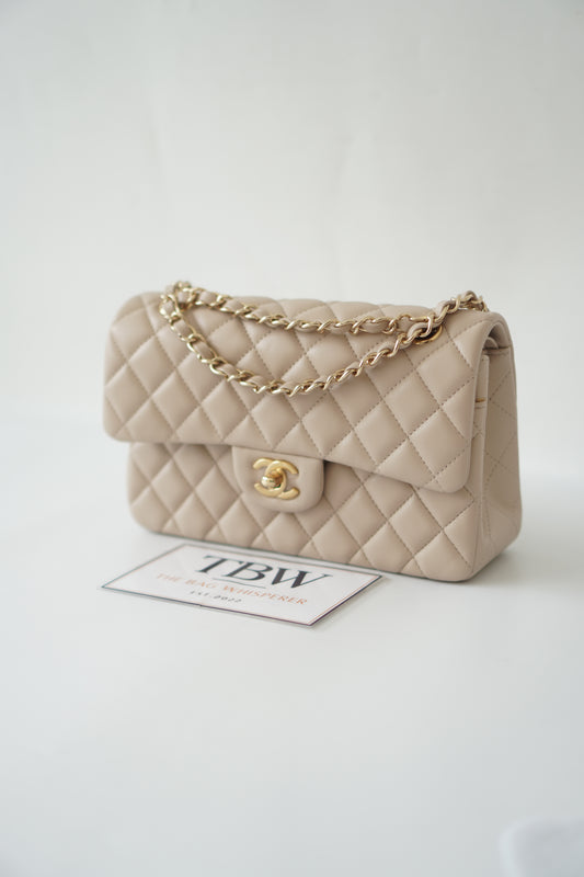 Classic Flap Small – Beige Lambskin with Gold Hardware