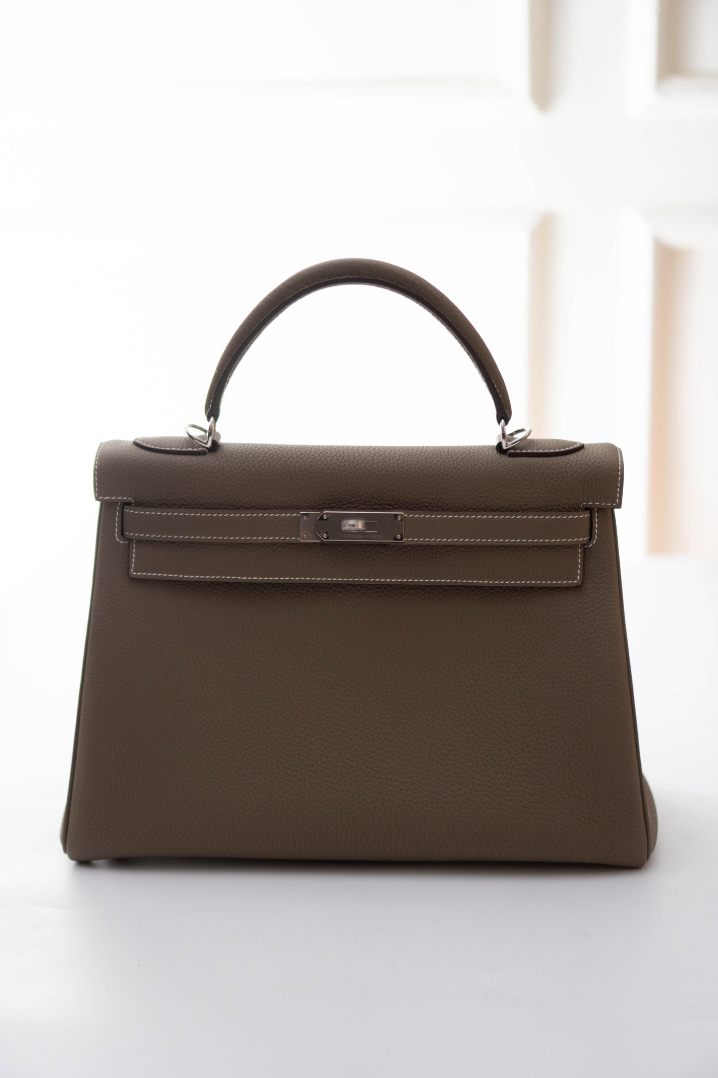 KL Retourne 32 in Etoupe Togo leather