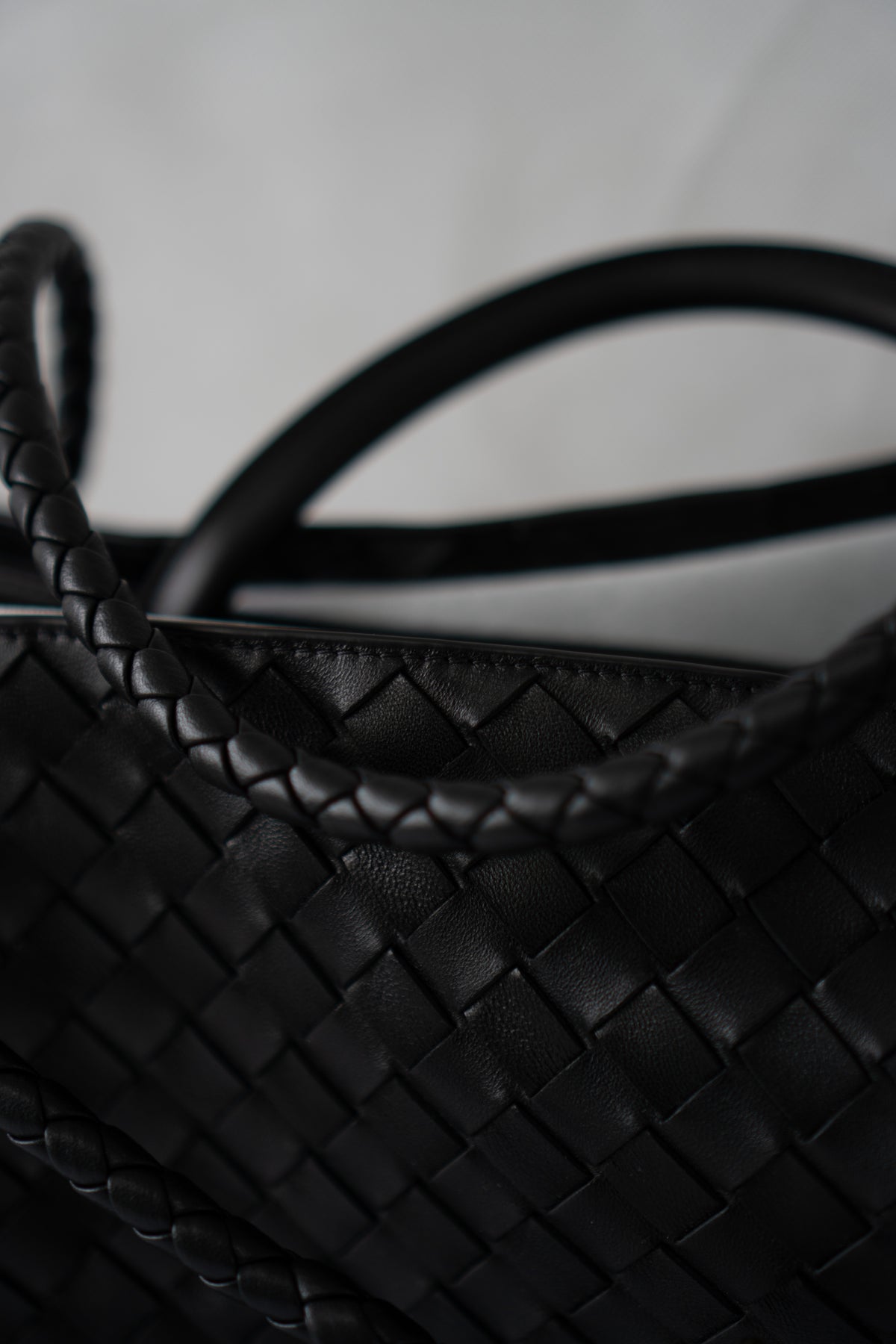 Large Andiamo – Black Leather