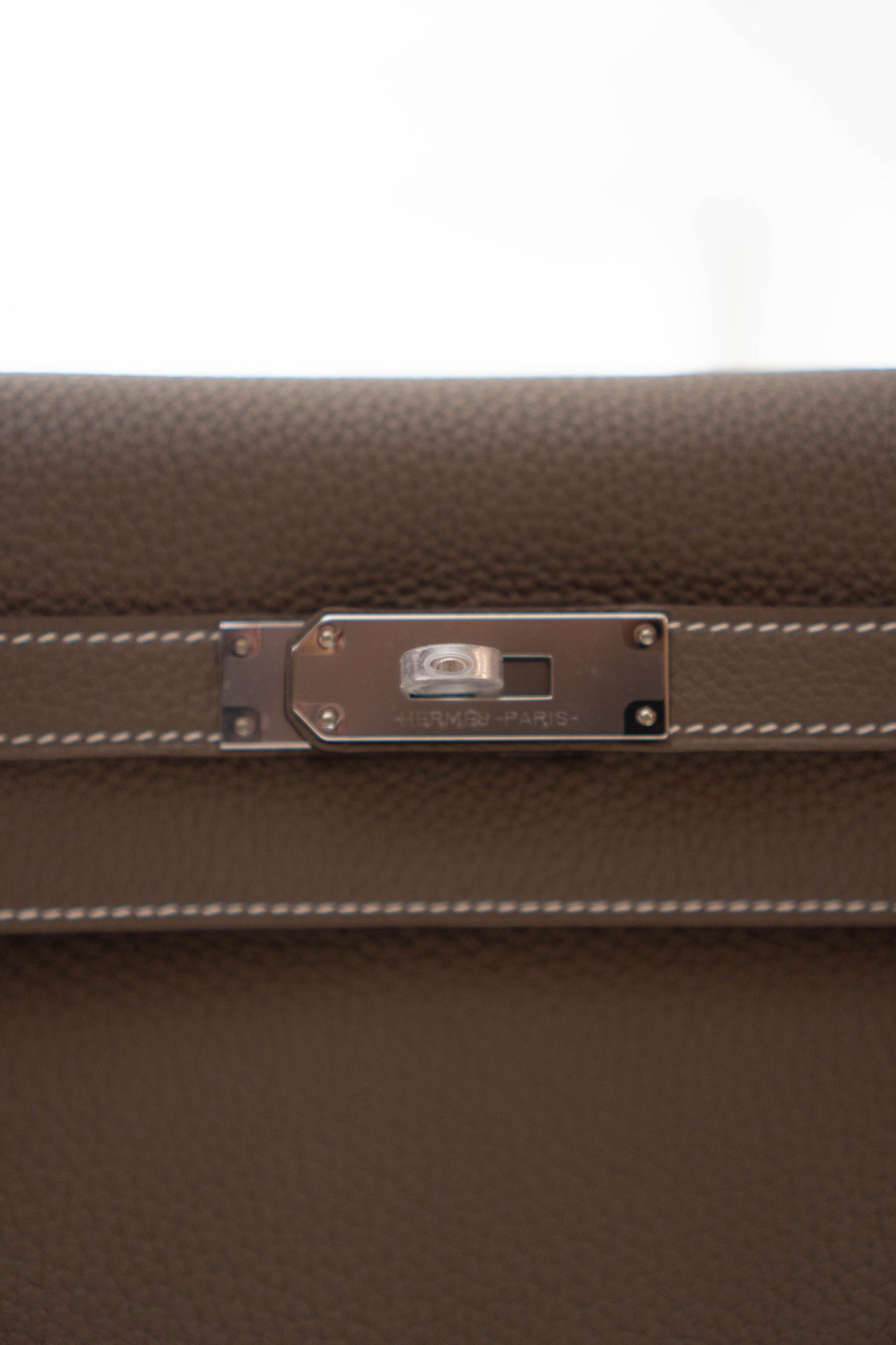 KL Retourne 32 in Etoupe Togo leather