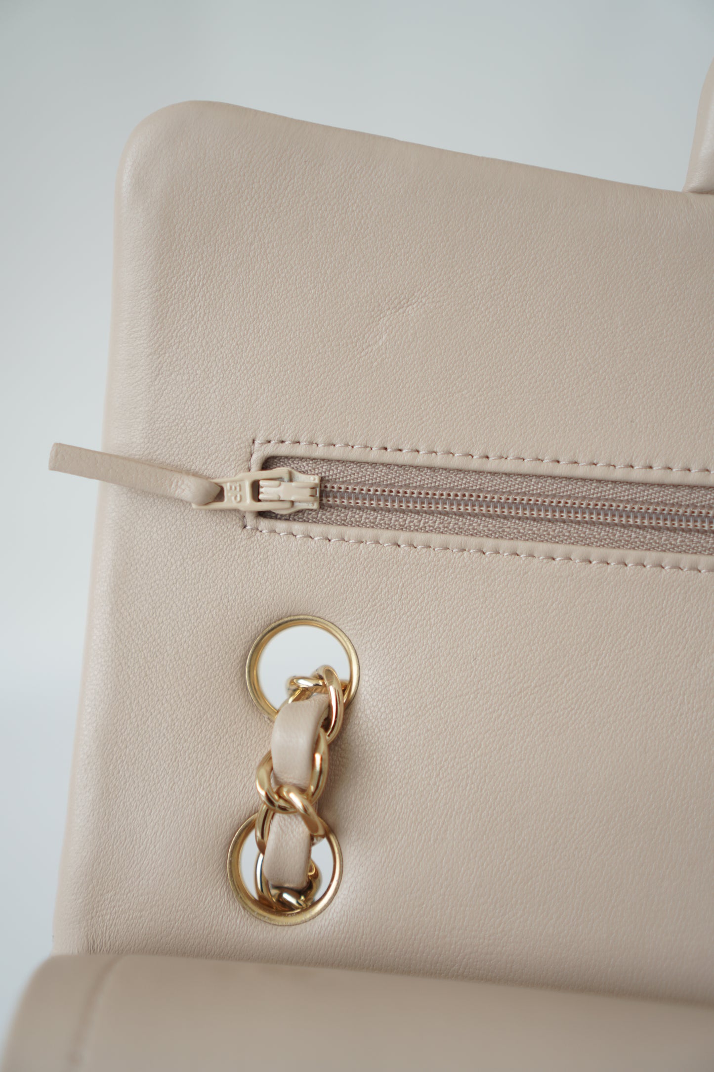 Classic Flap Small – Beige Lambskin with Gold Hardware