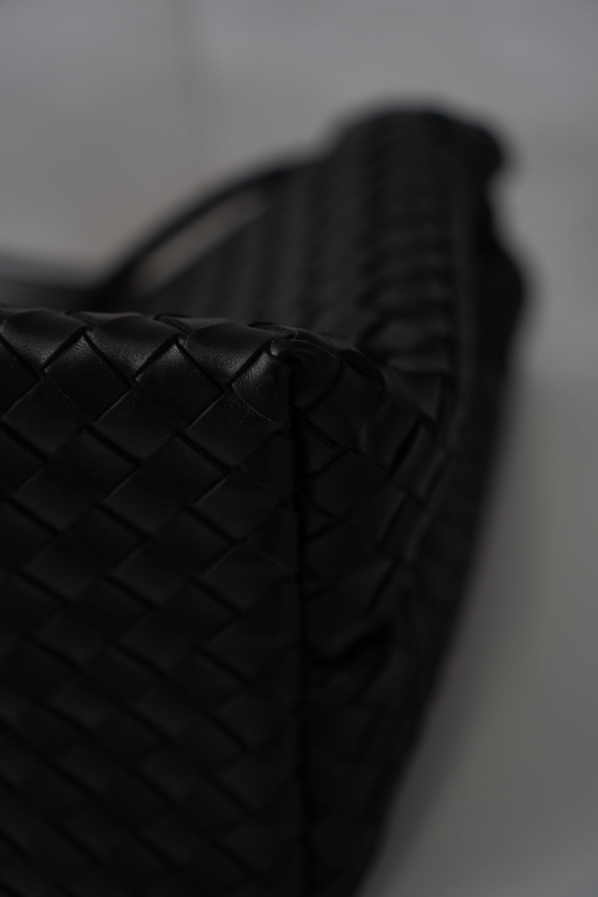 Large Andiamo – Black Leather