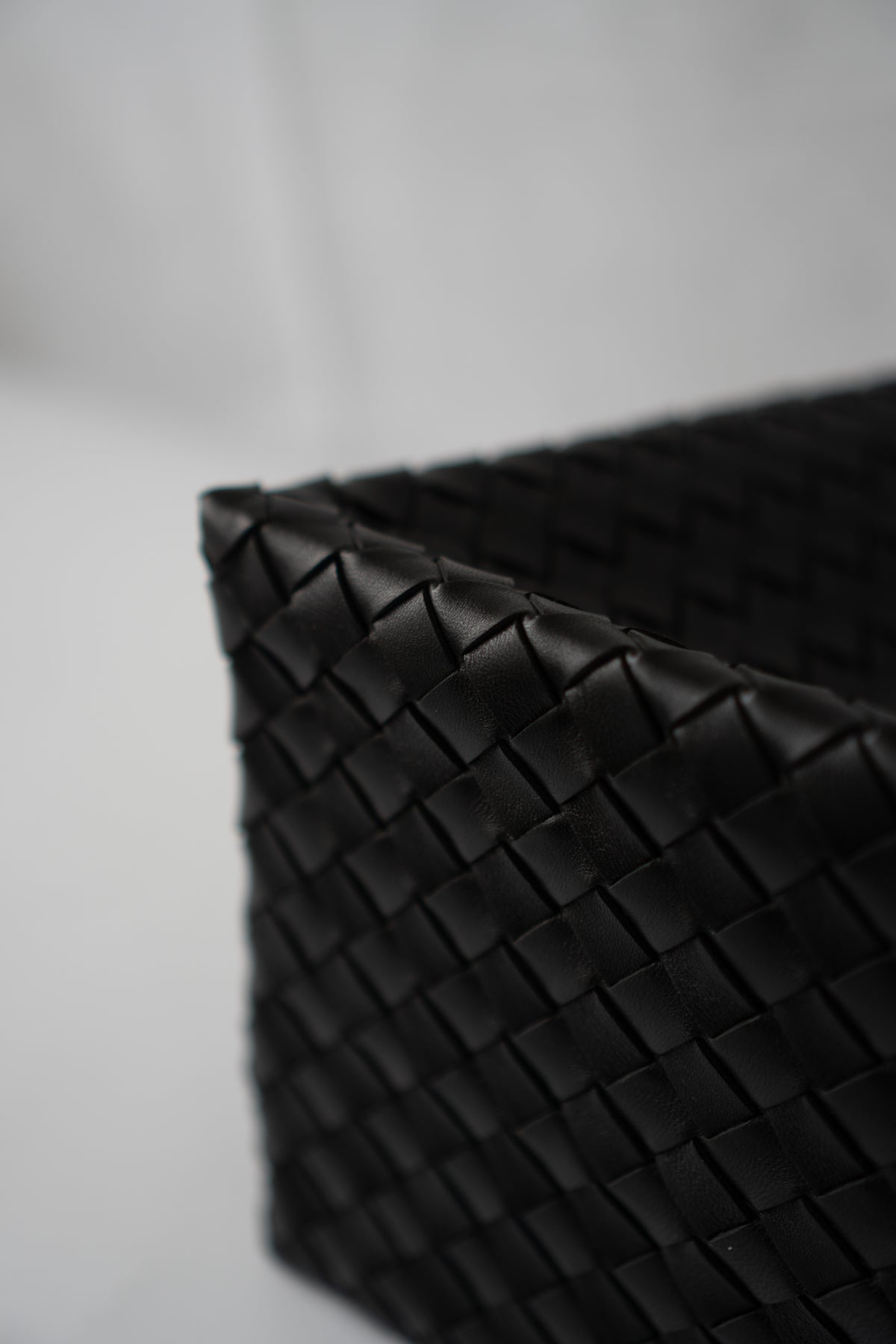 Large Andiamo – Black Leather