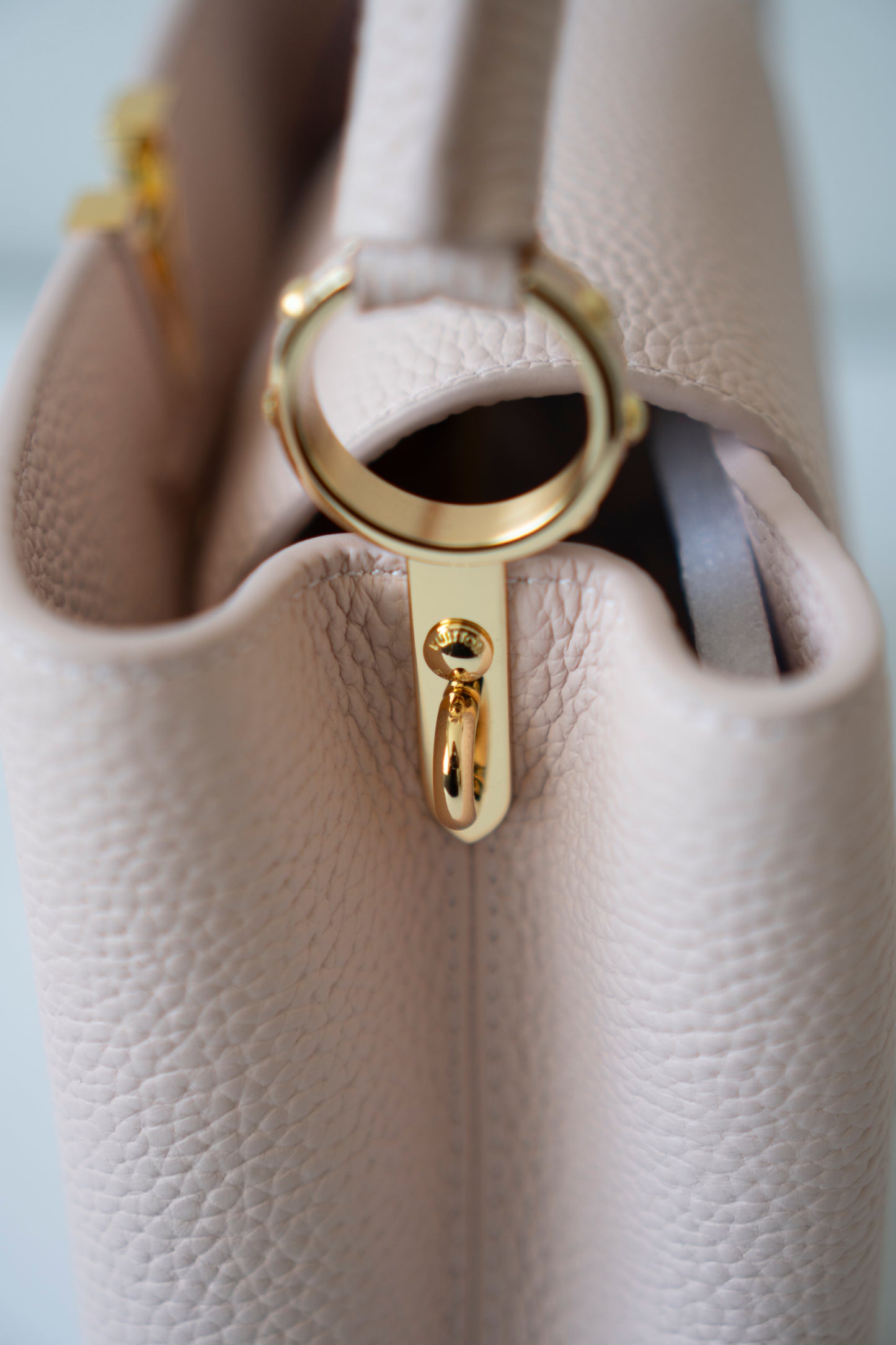 Capucines BB – Rose Jasmin in Taurillon Leather
