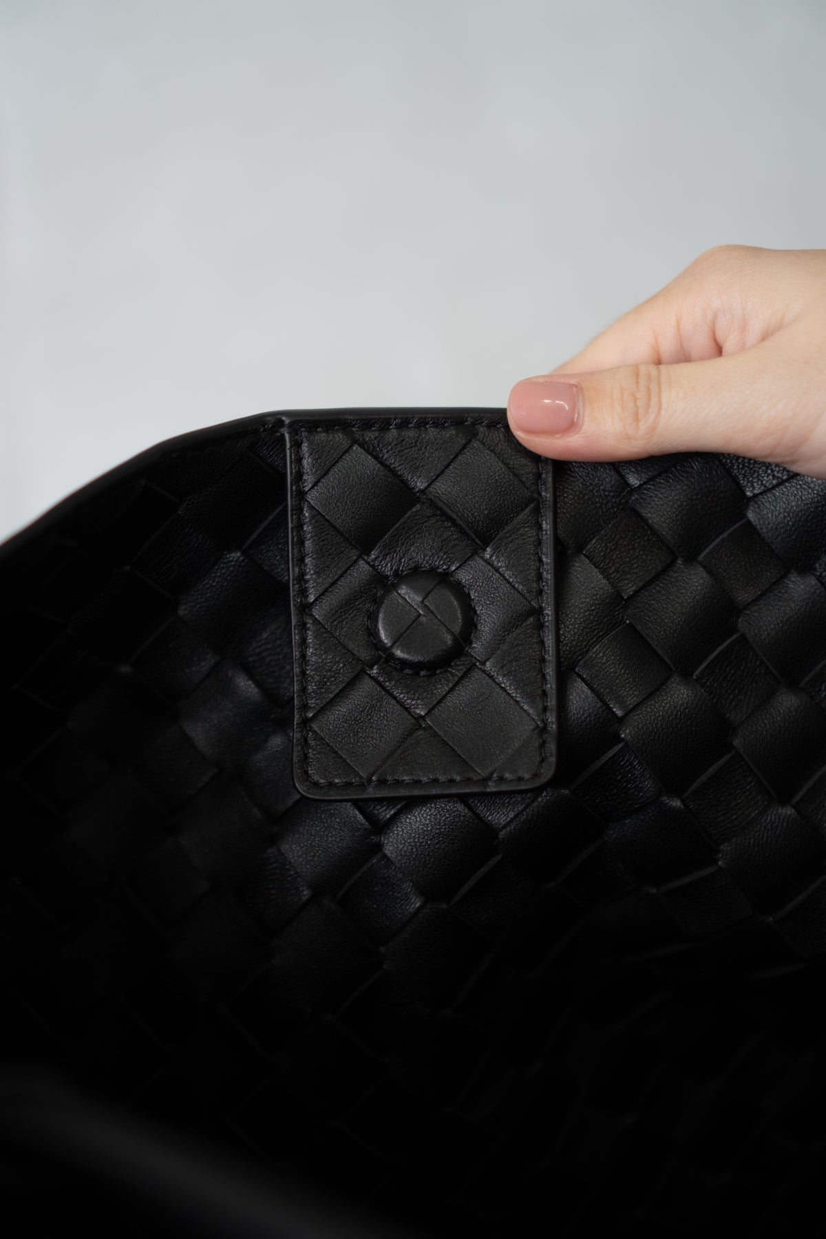 Large Andiamo – Black Leather