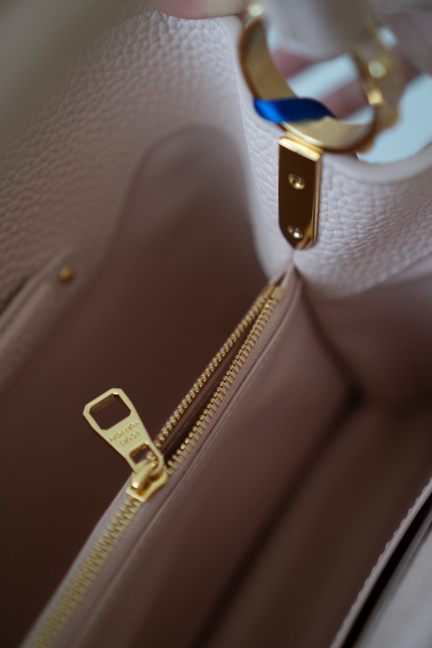 Capucines BB – Rose Jasmin in Taurillon Leather