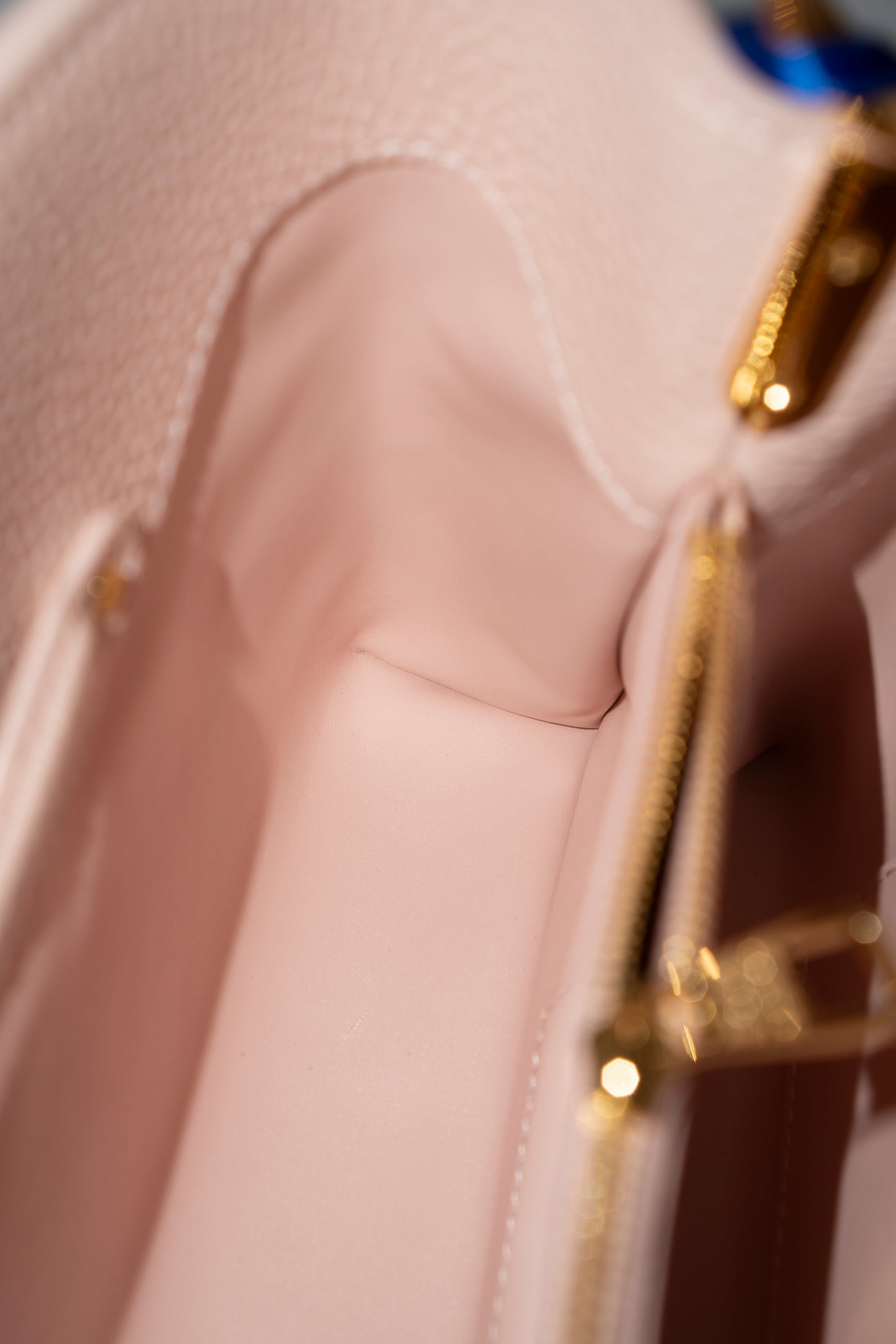 Capucines BB – Rose Jasmin in Taurillon Leather