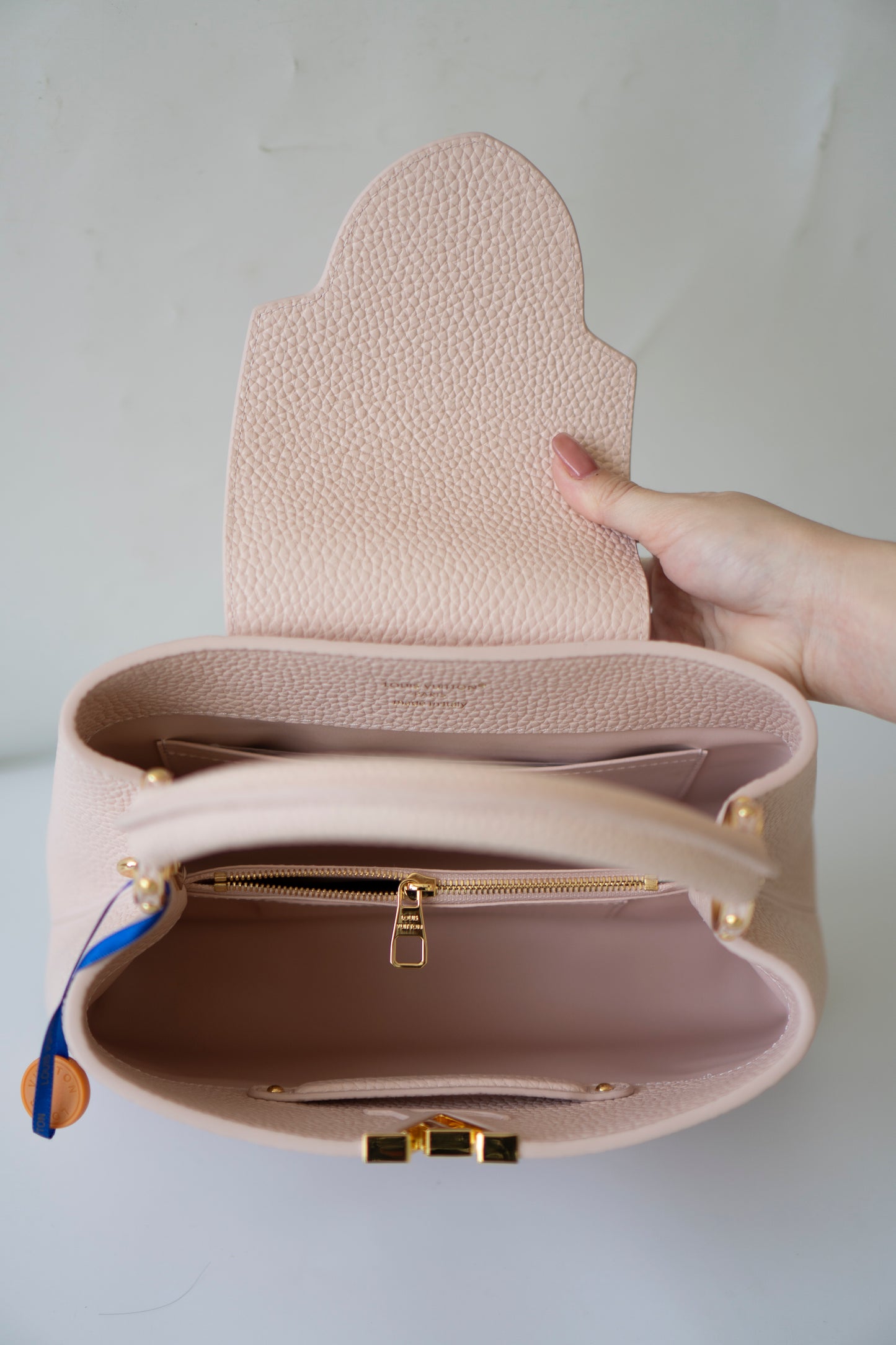 Capucines BB – Rose Jasmin in Taurillon Leather