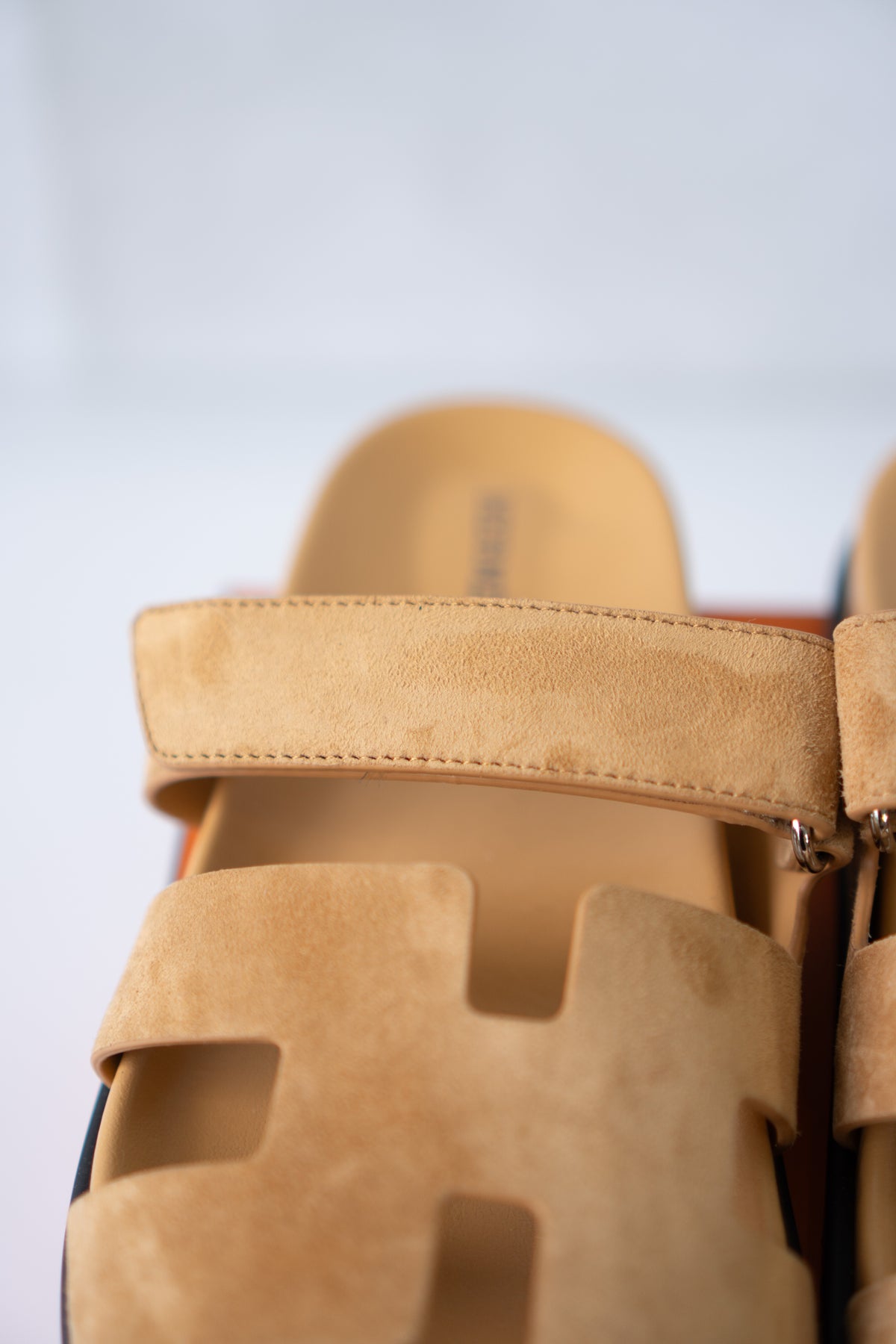 Chypre Sandal – Suede Camel