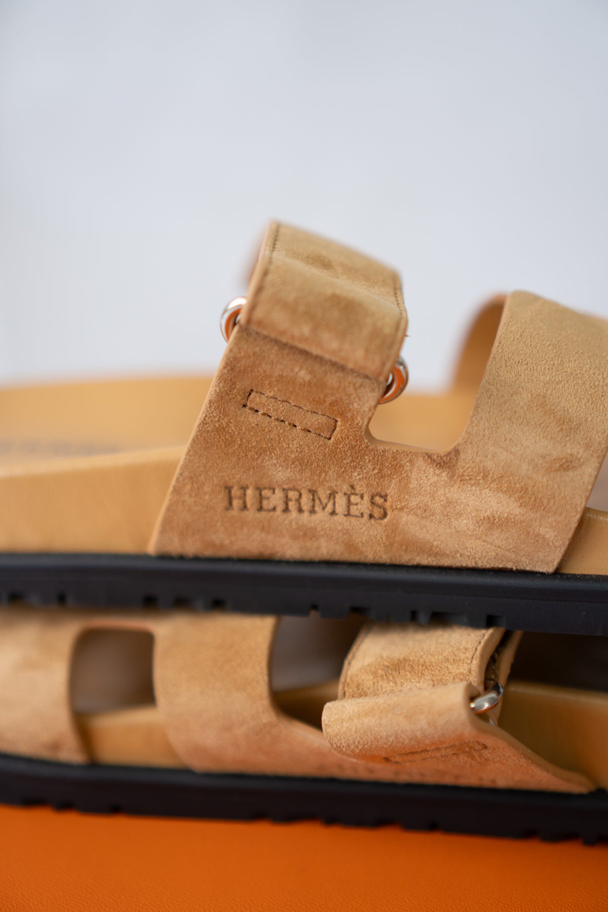Chypre Sandal – Suede Camel