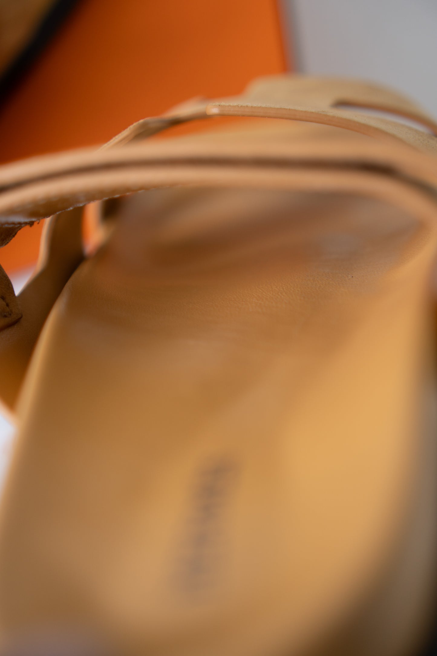 Chypre Sandal – Suede Camel
