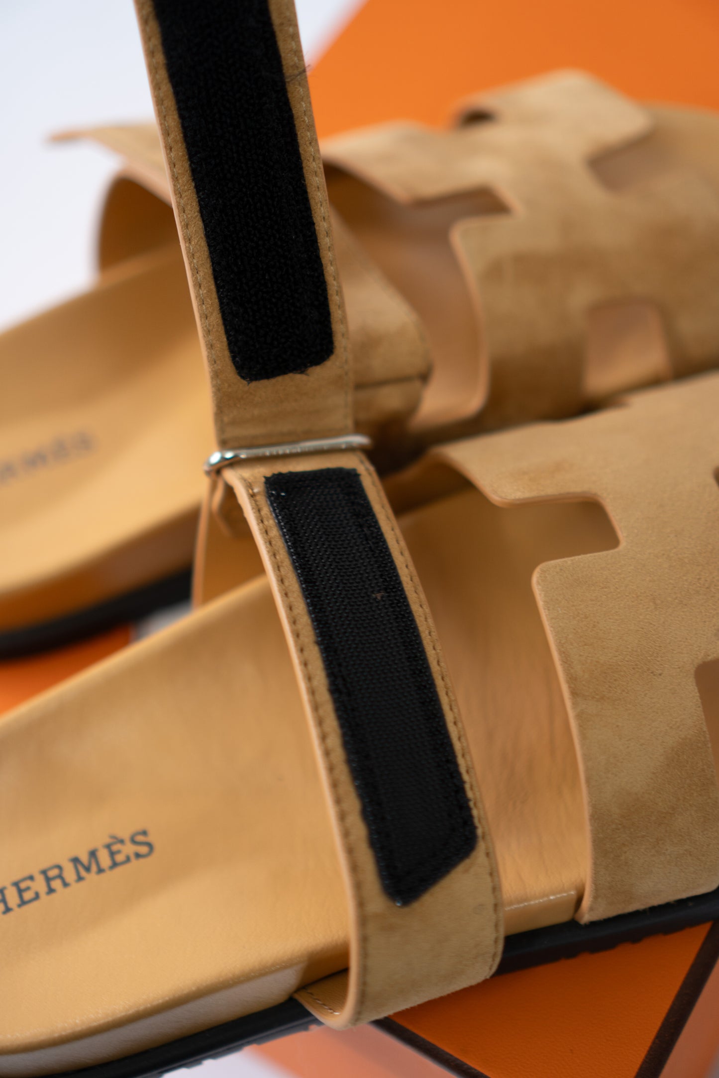 Chypre Sandal – Suede Camel
