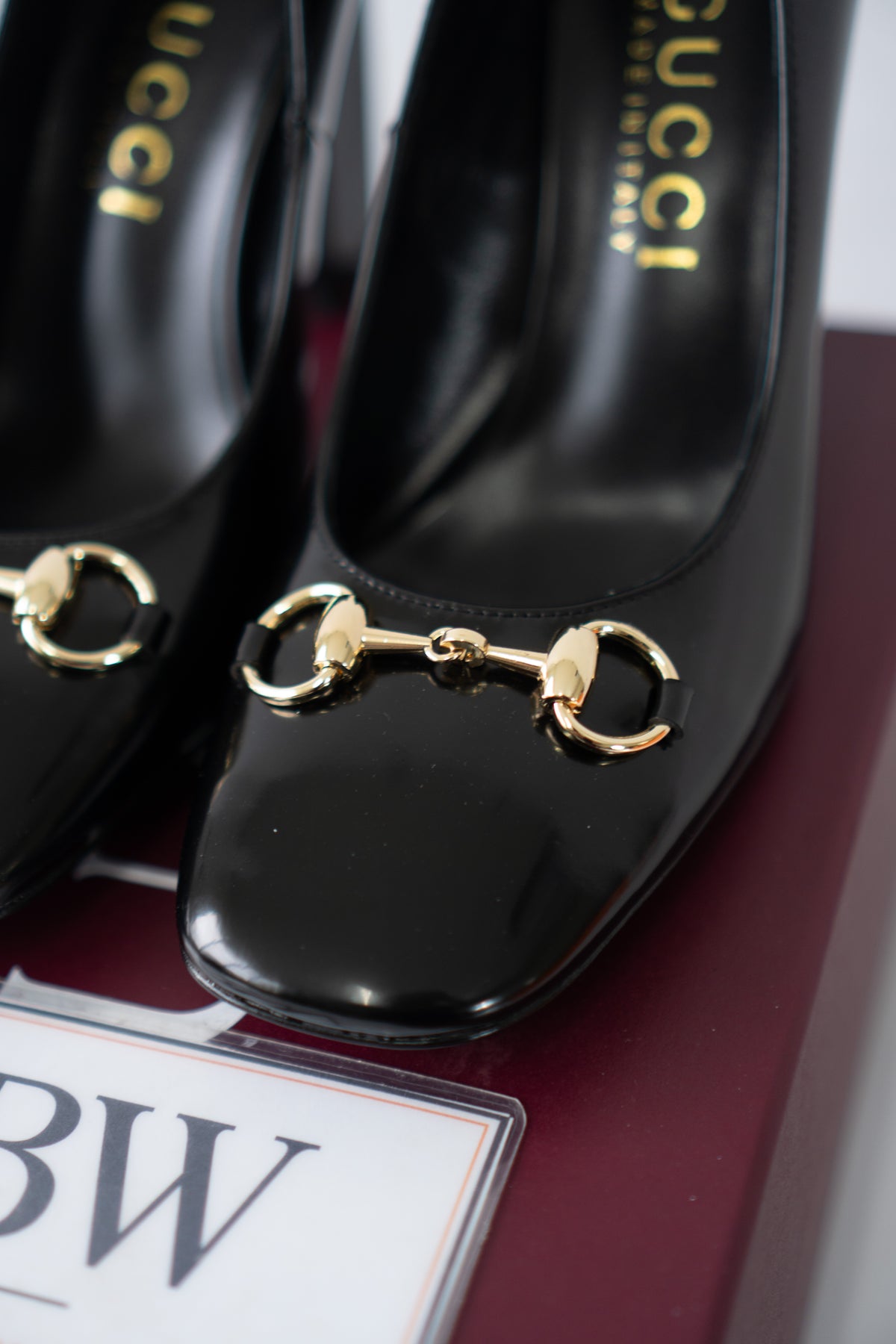 Signora Horsebit Leather Pumps – Black