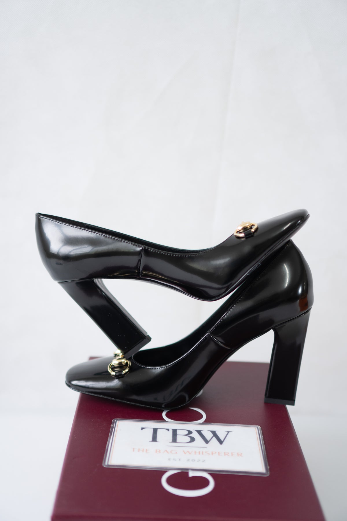 Signora Horsebit Leather Pumps – Black