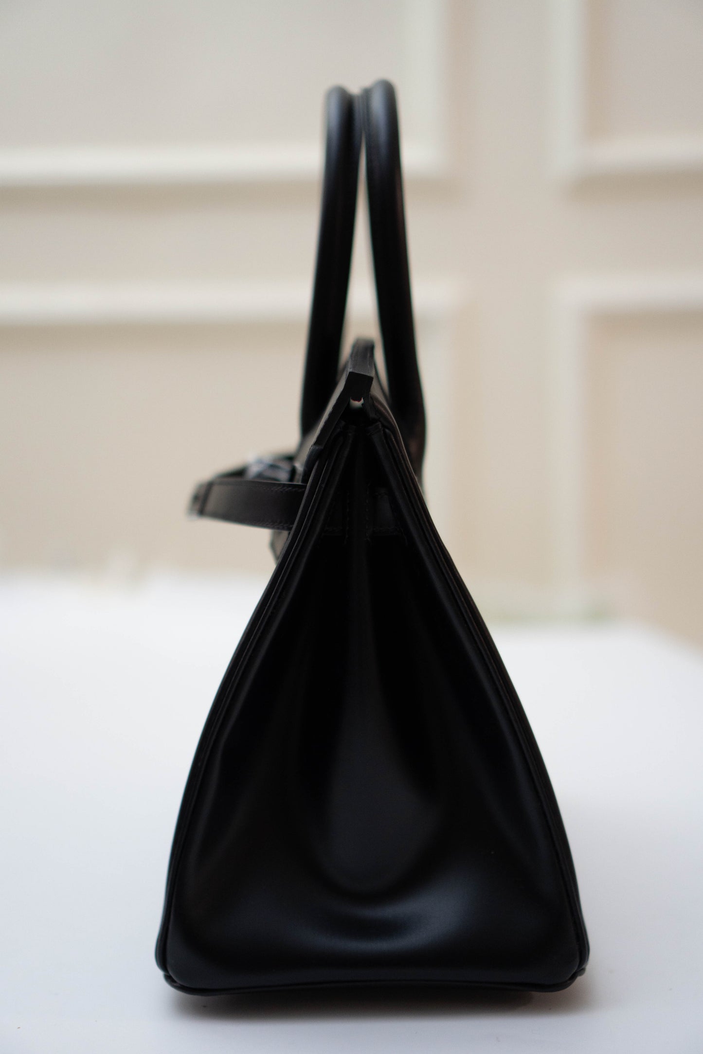 BK 30 So Black in Box Calf leather
