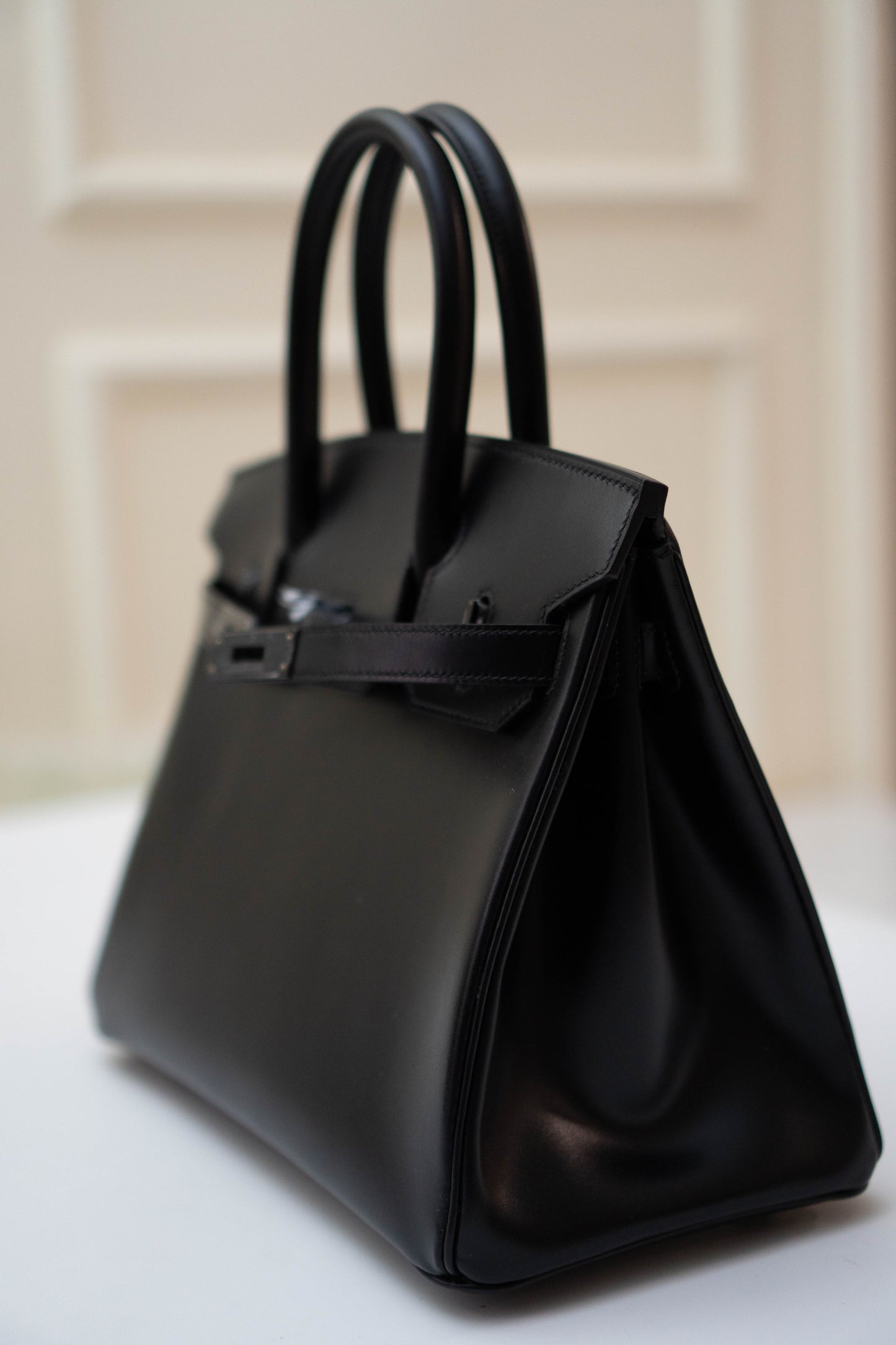 BK 30 So Black in Box Calf leather