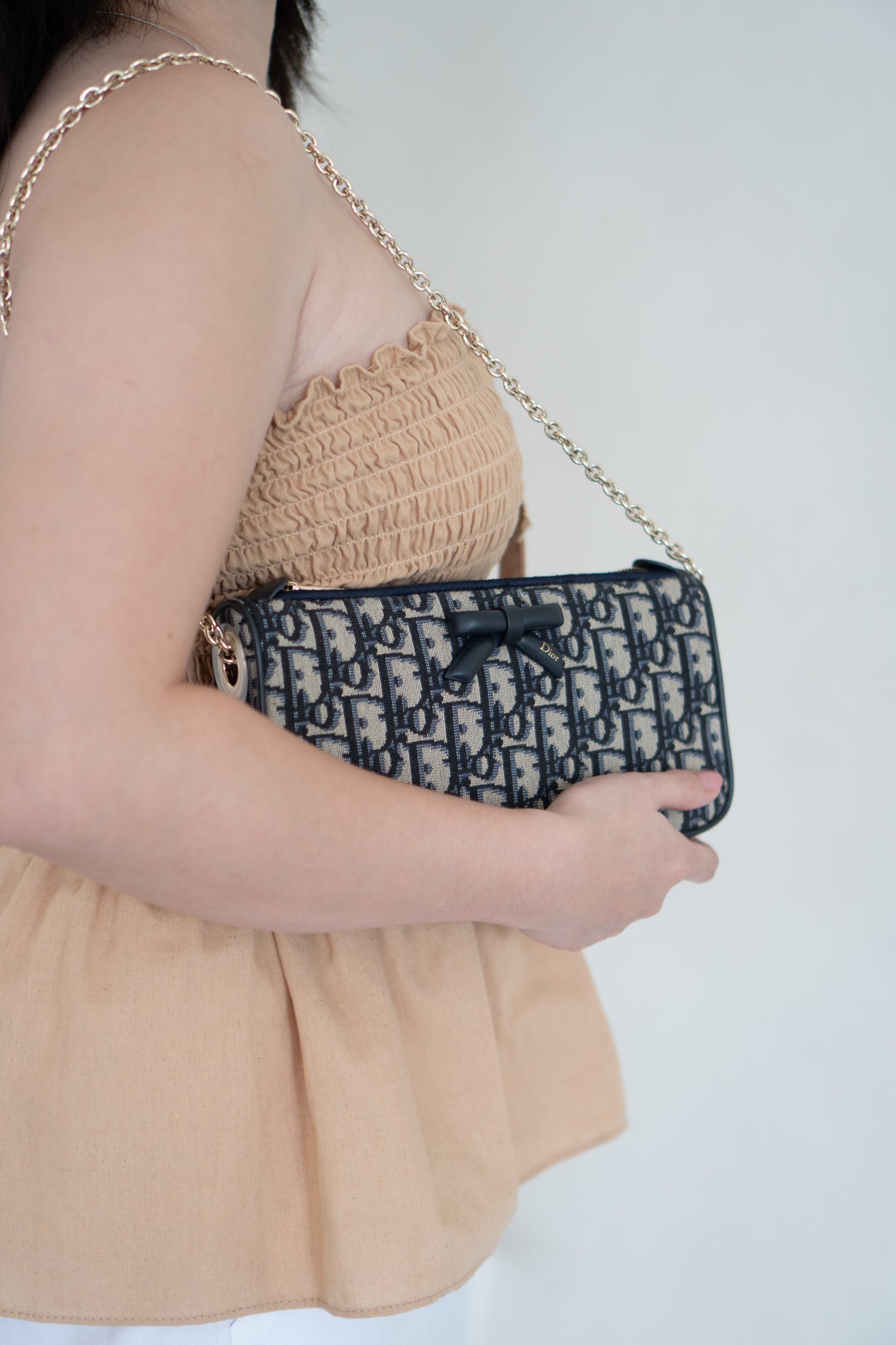 Oblique Chain Wallet (WOC)