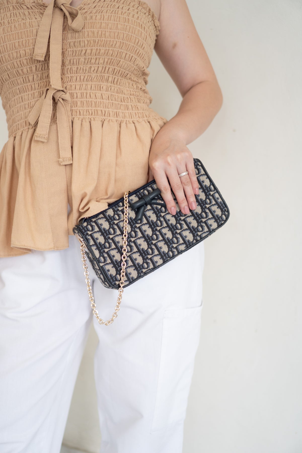 Oblique Chain Wallet (WOC)