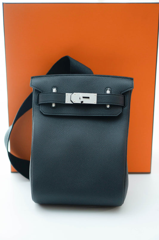 Hac à Dos PM backpack (Black)