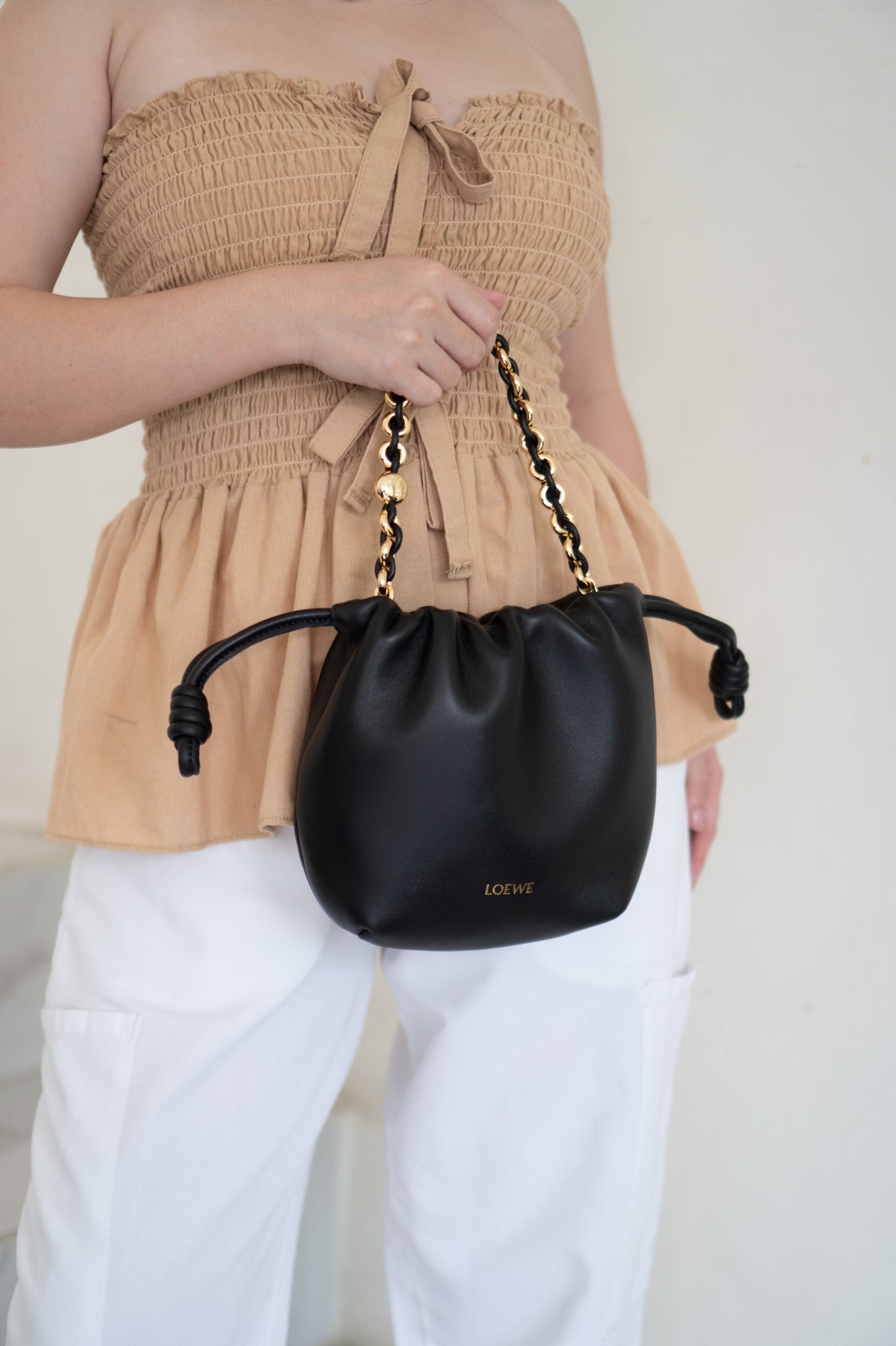 Flamenco Chain Pouch – Black Nappa Calfskin
