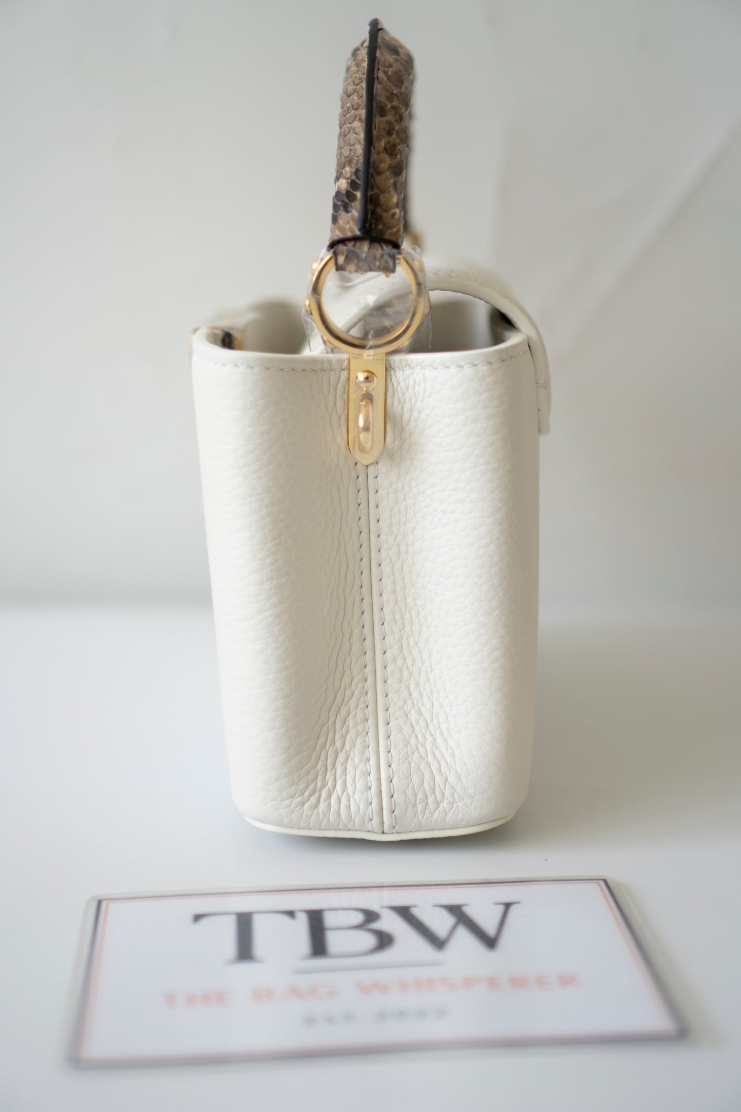 Capucines Mini – White Taurillon with Snakeskin Handle