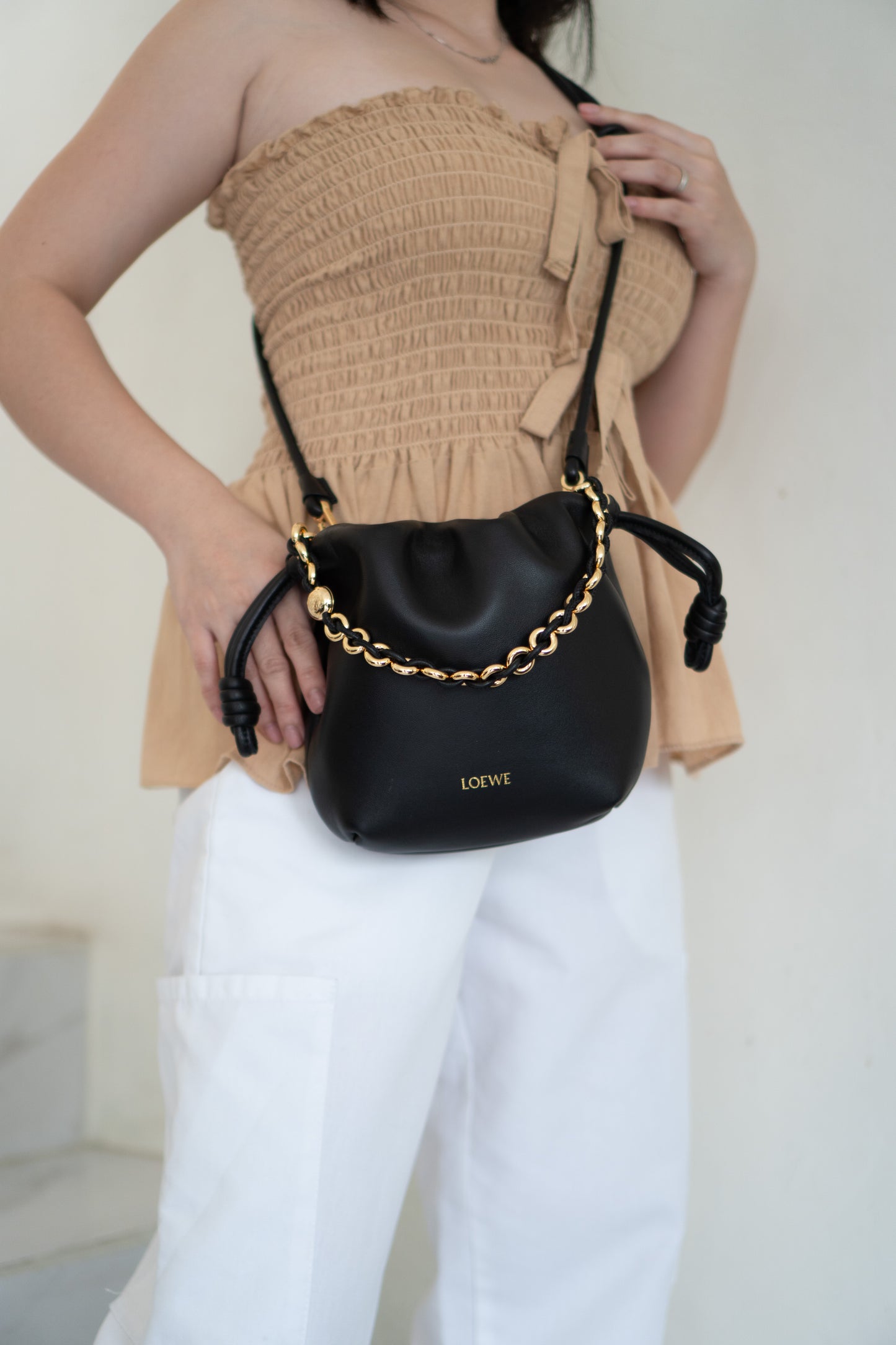 Flamenco Chain Pouch – Black Nappa Calfskin
